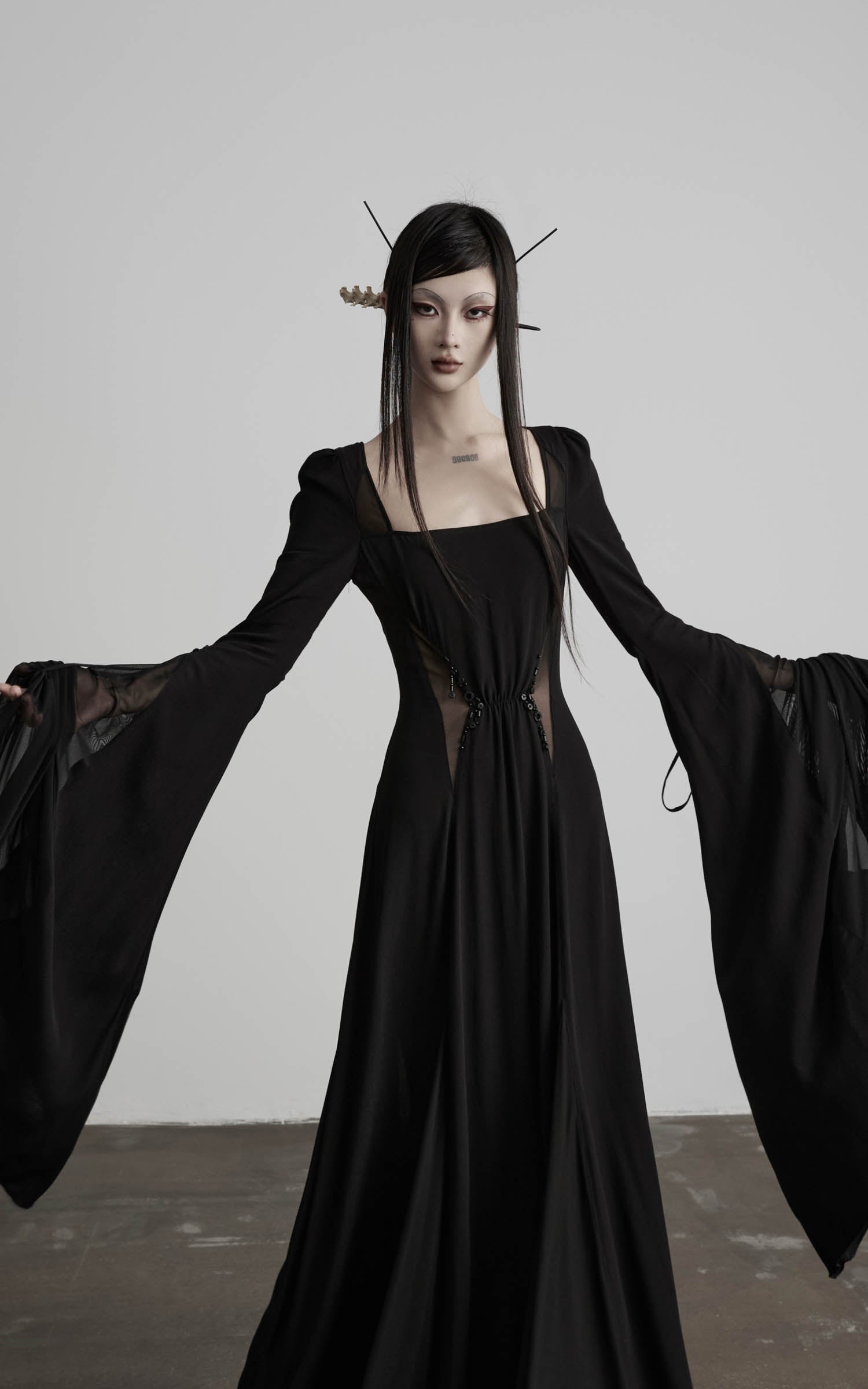 DOINDULGE Flare Sleeve Square Neck Maxi Dress