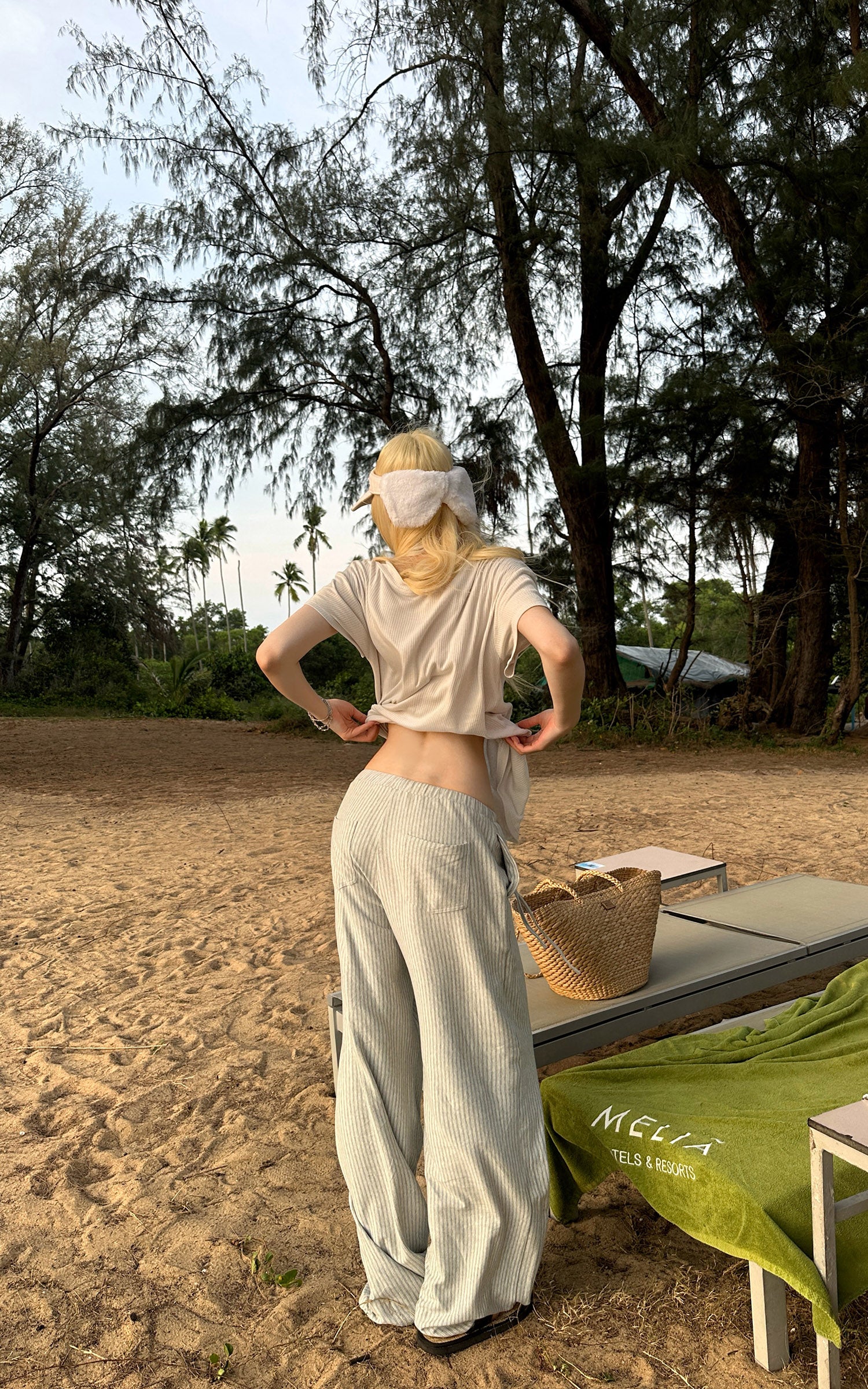 Rase le sol Striped Halter Bra and Relaxed Draped Lounge Pants Set