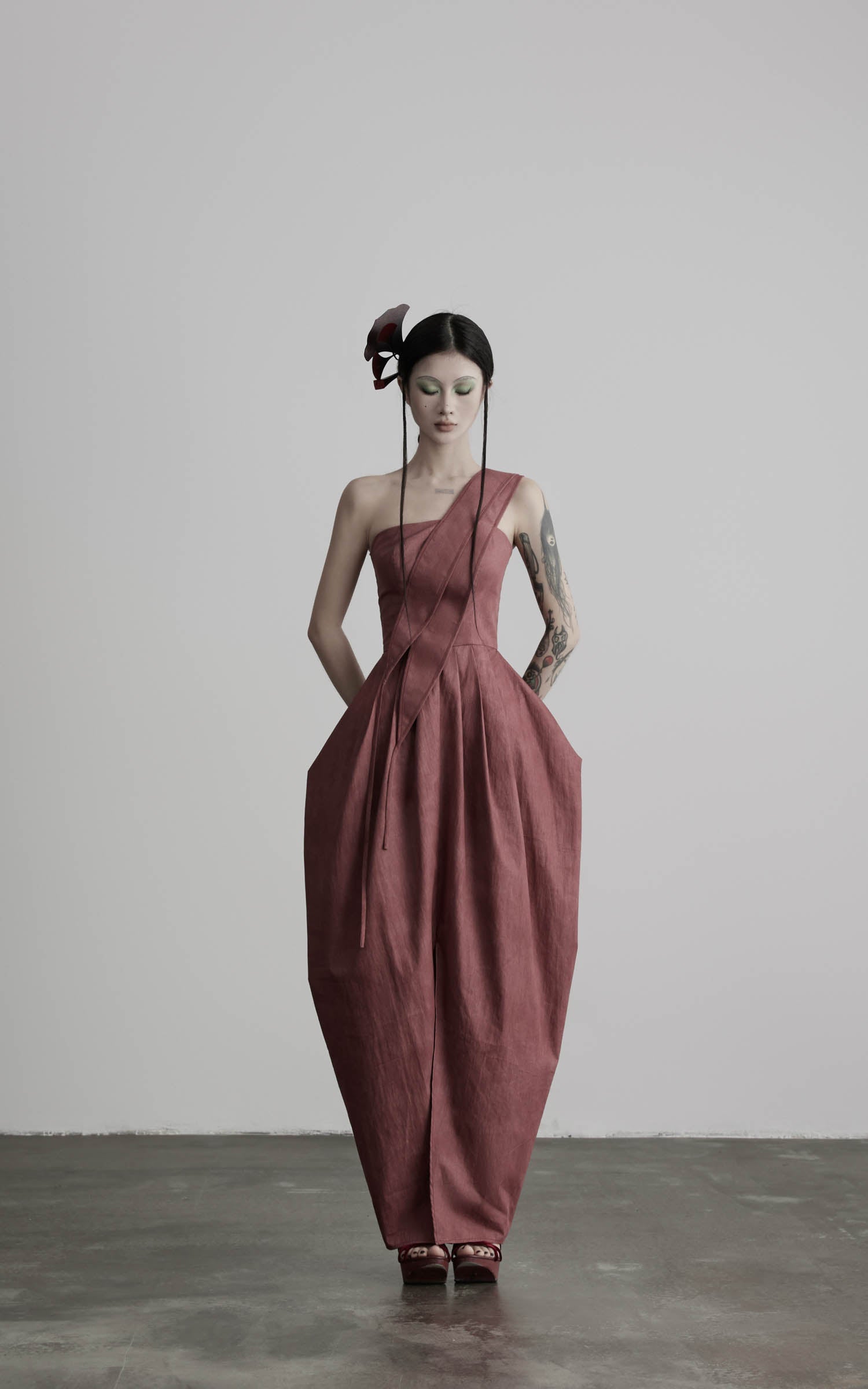 DOINDULGE One-Shoulder Pleated Maxi Dress