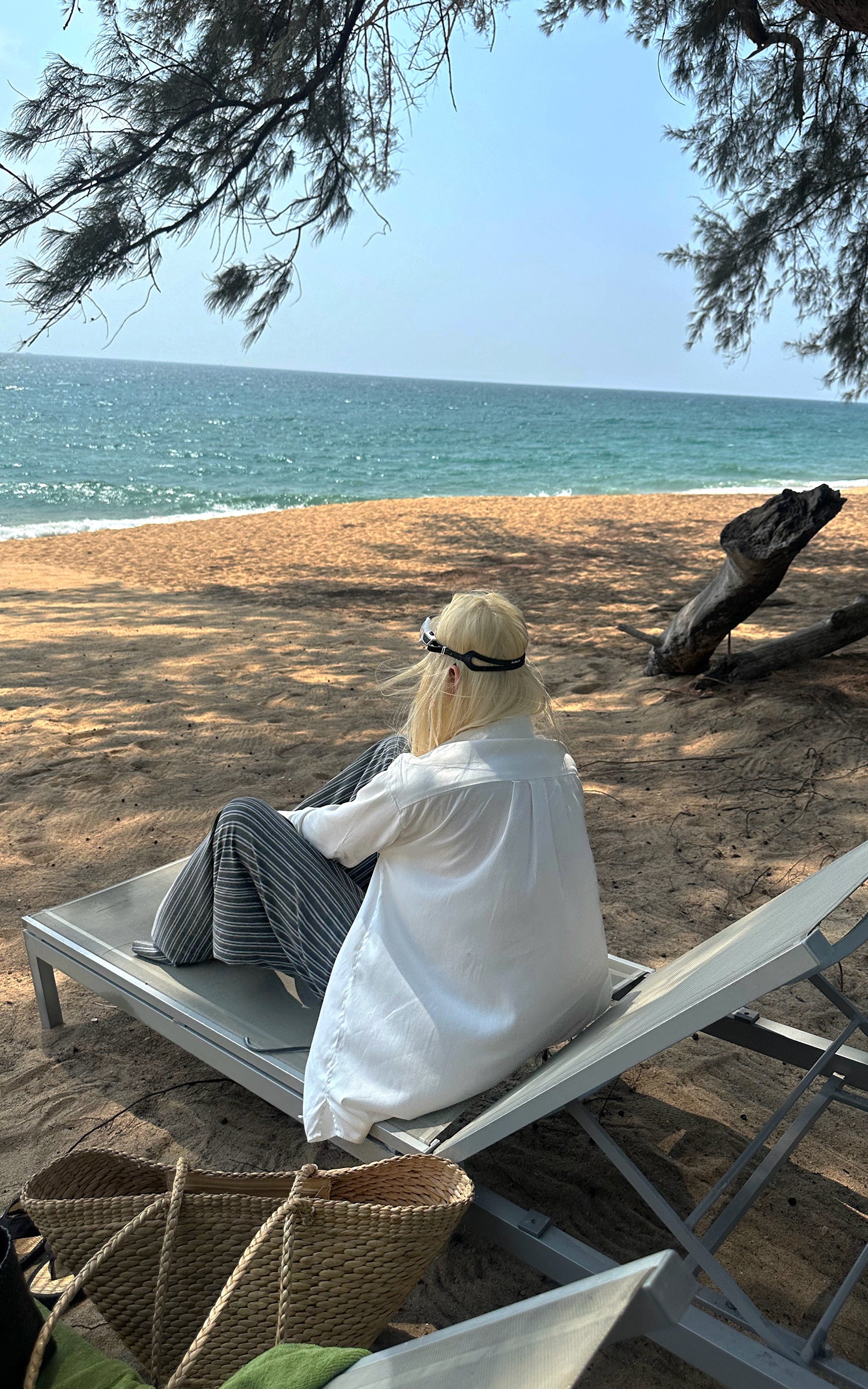 Rase le sol Draped Oversized White Shirt