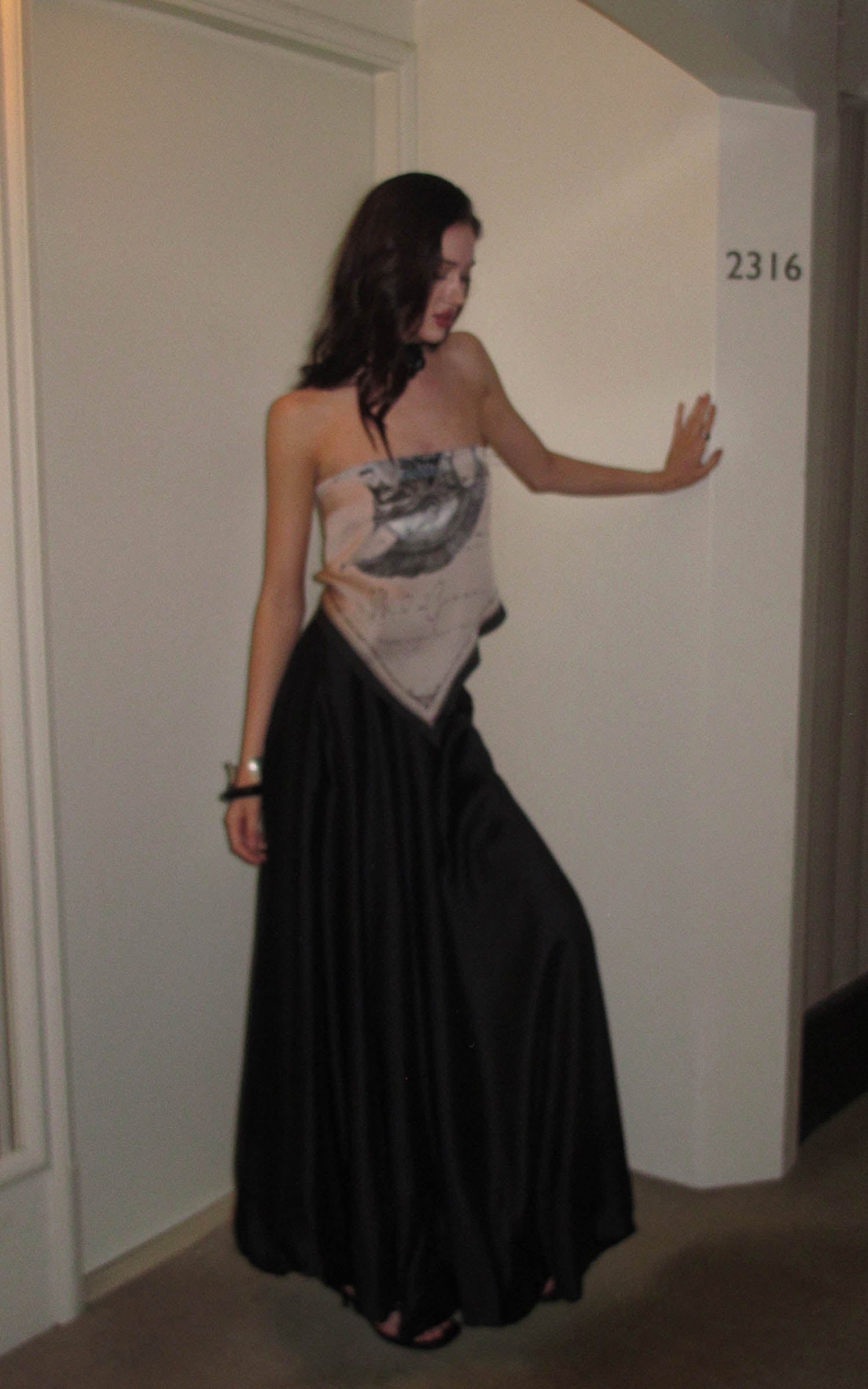 0122stepll Sculpted Asymmetrical Tube Top with Graphic Print