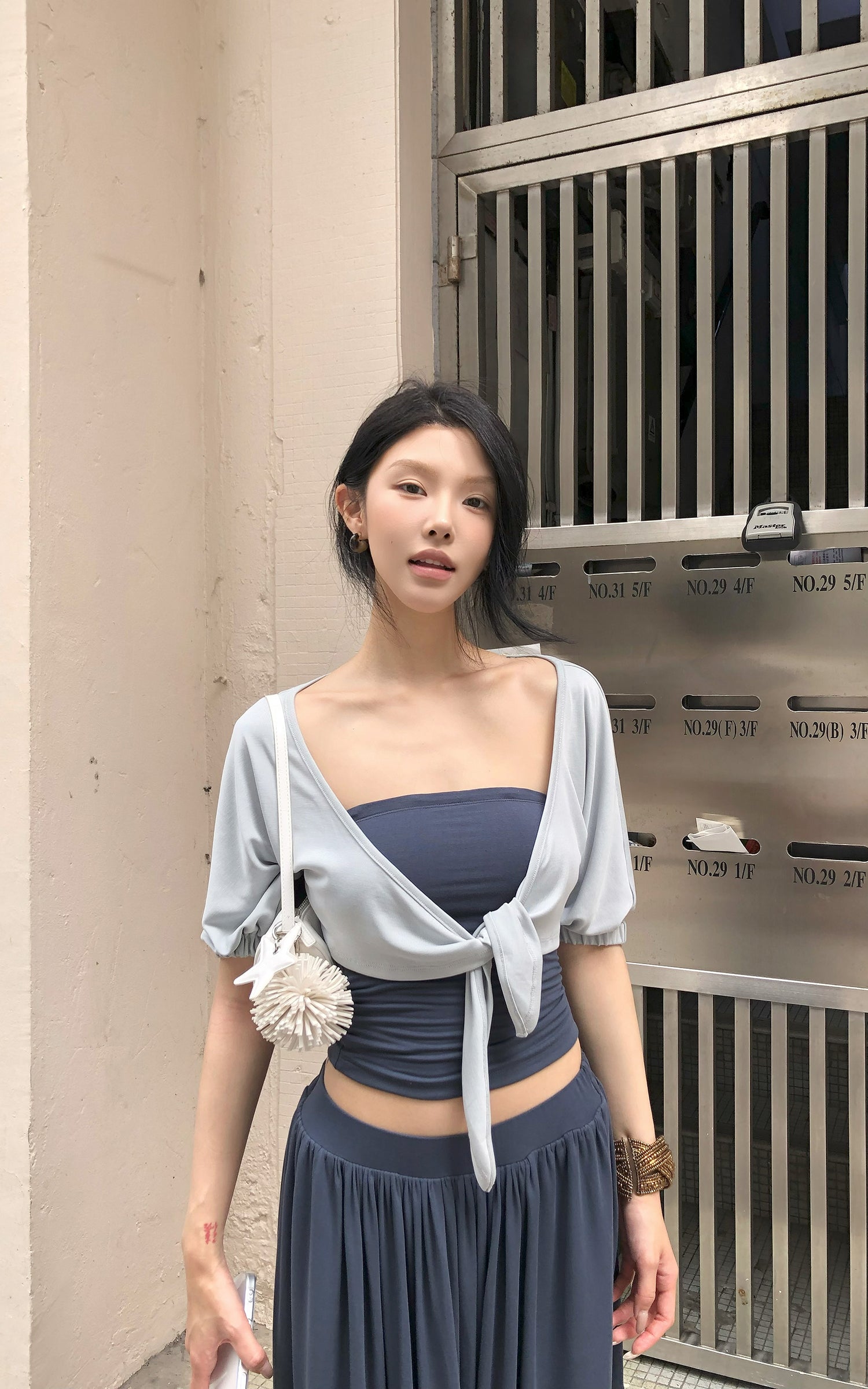 Hydrae Soft Tie Front Cropped Cardigan Top
