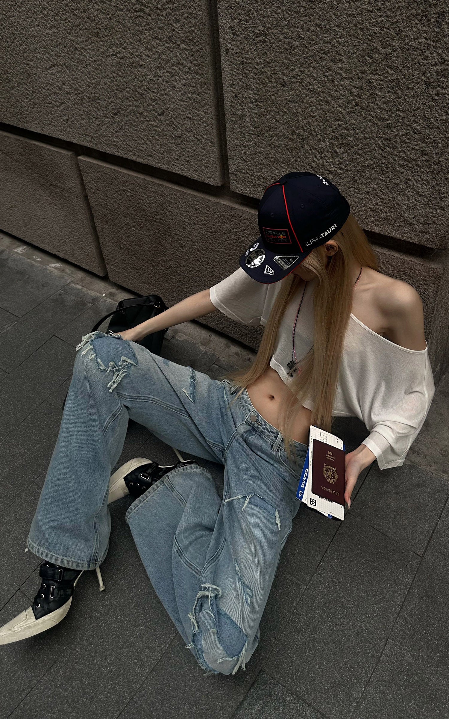 Rase le sol Distressed Washed Wide-Leg Jeans