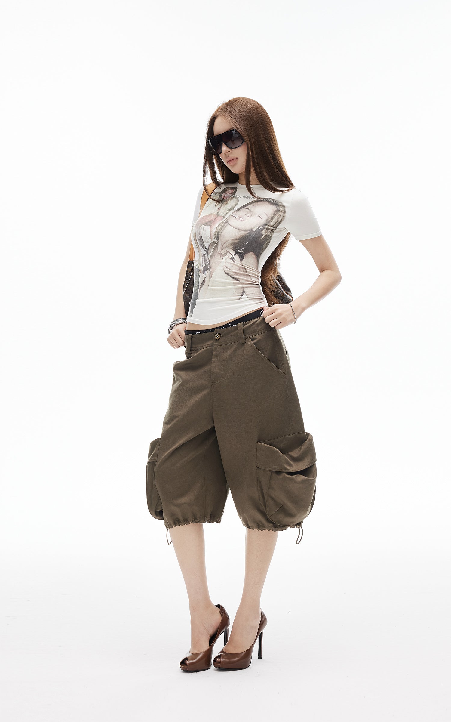 IAMXIAA Vintage Muse Graphic Slim Fit Tee