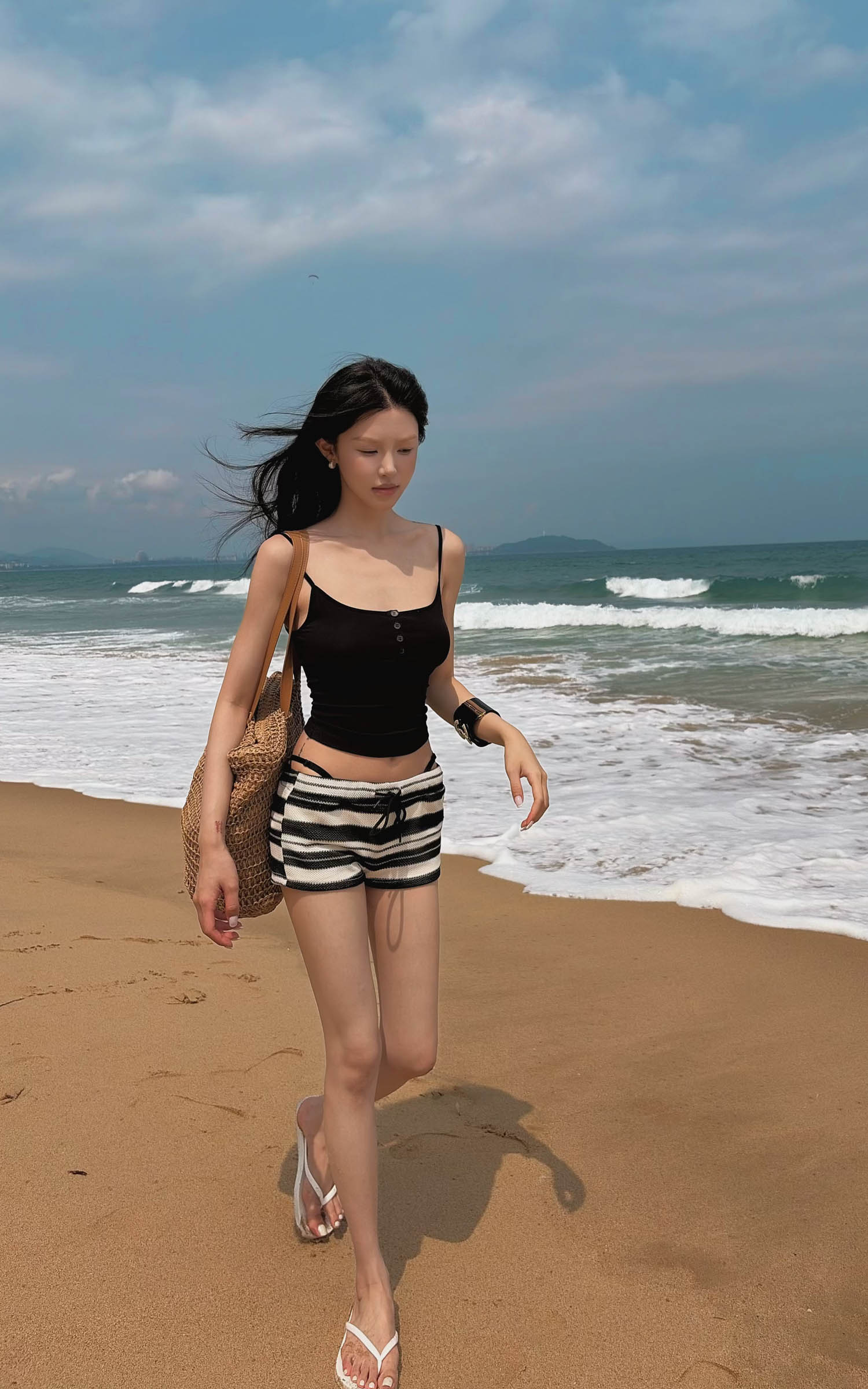 Hydrae エッセンシャルボタンキャミソールトップ