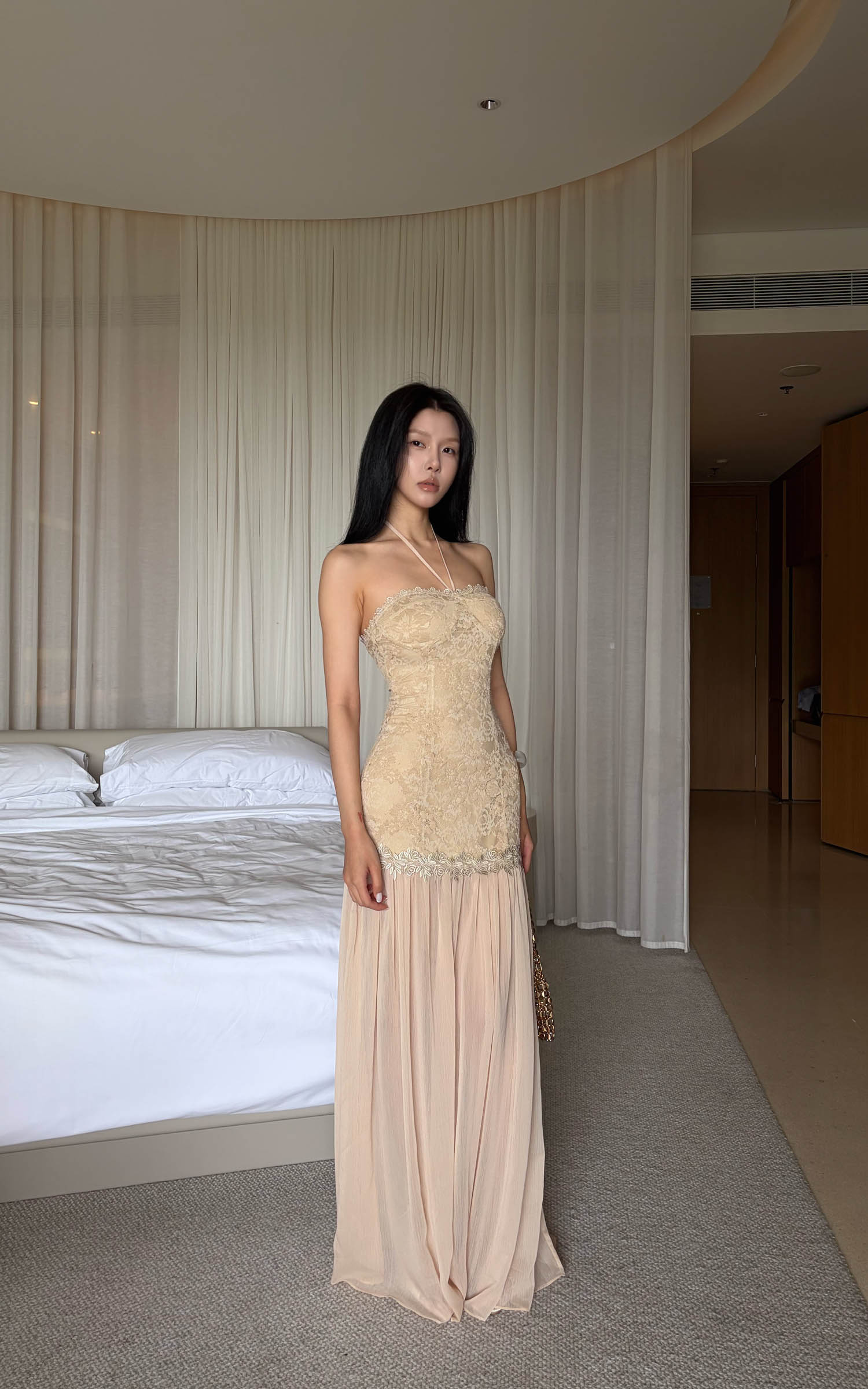 Hydrae Robe longue sirène en dentelle à dos nu