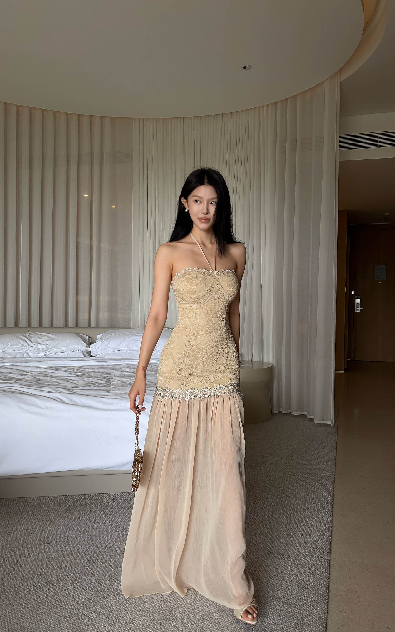 Hydrae Robe longue sirène en dentelle à dos nu
