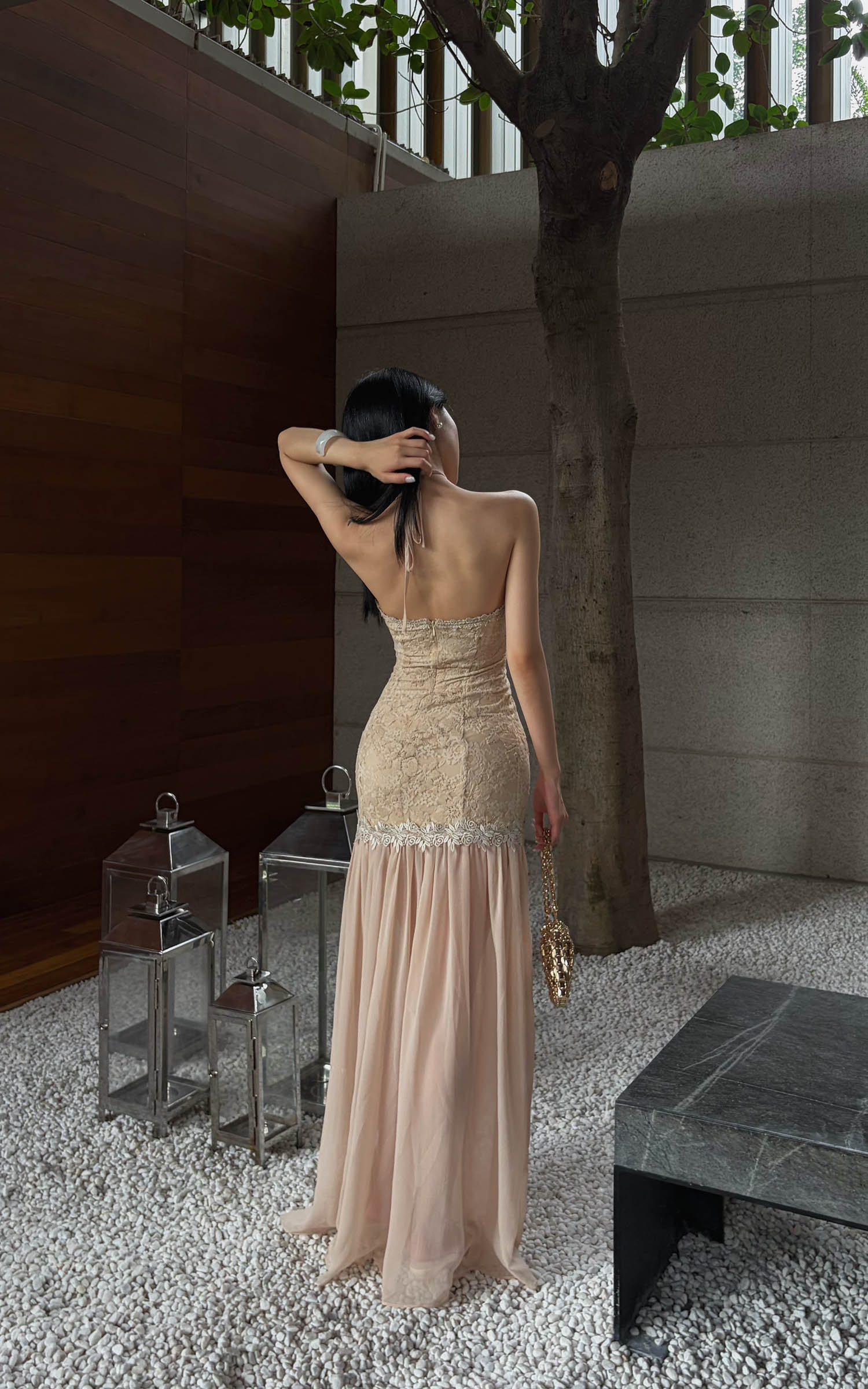 Hydrae Robe longue sirène en dentelle à dos nu