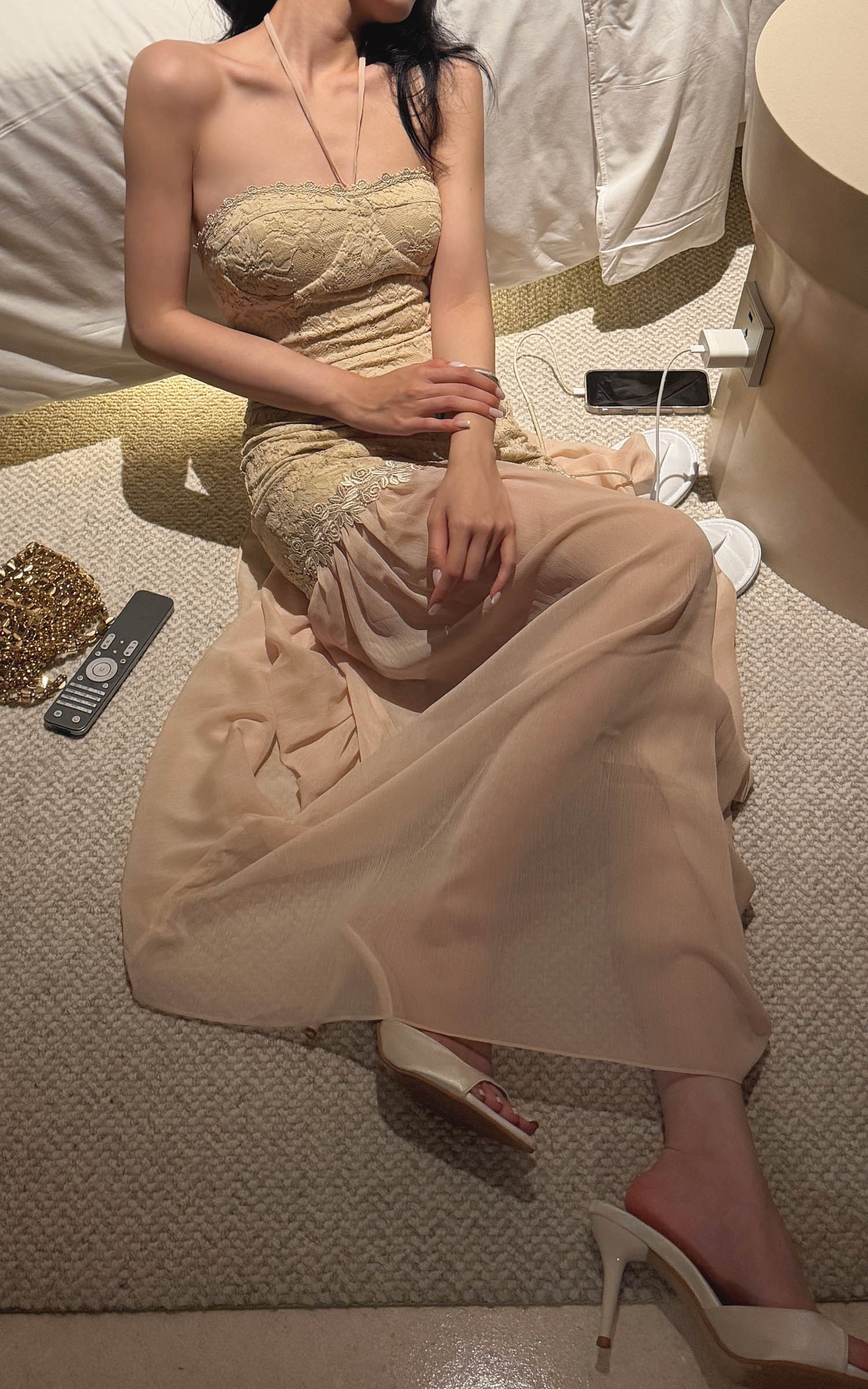 Hydrae Robe longue sirène en dentelle à dos nu