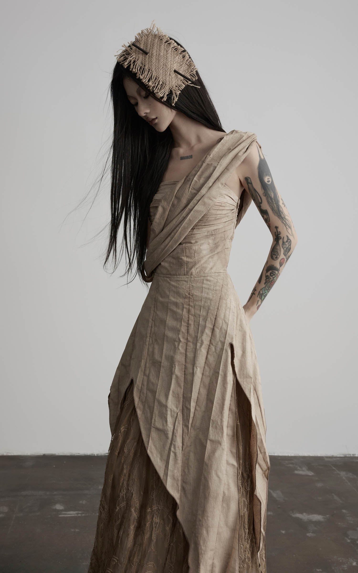 DOINDULGE Asymmetric Lace Panel Maxi Dress