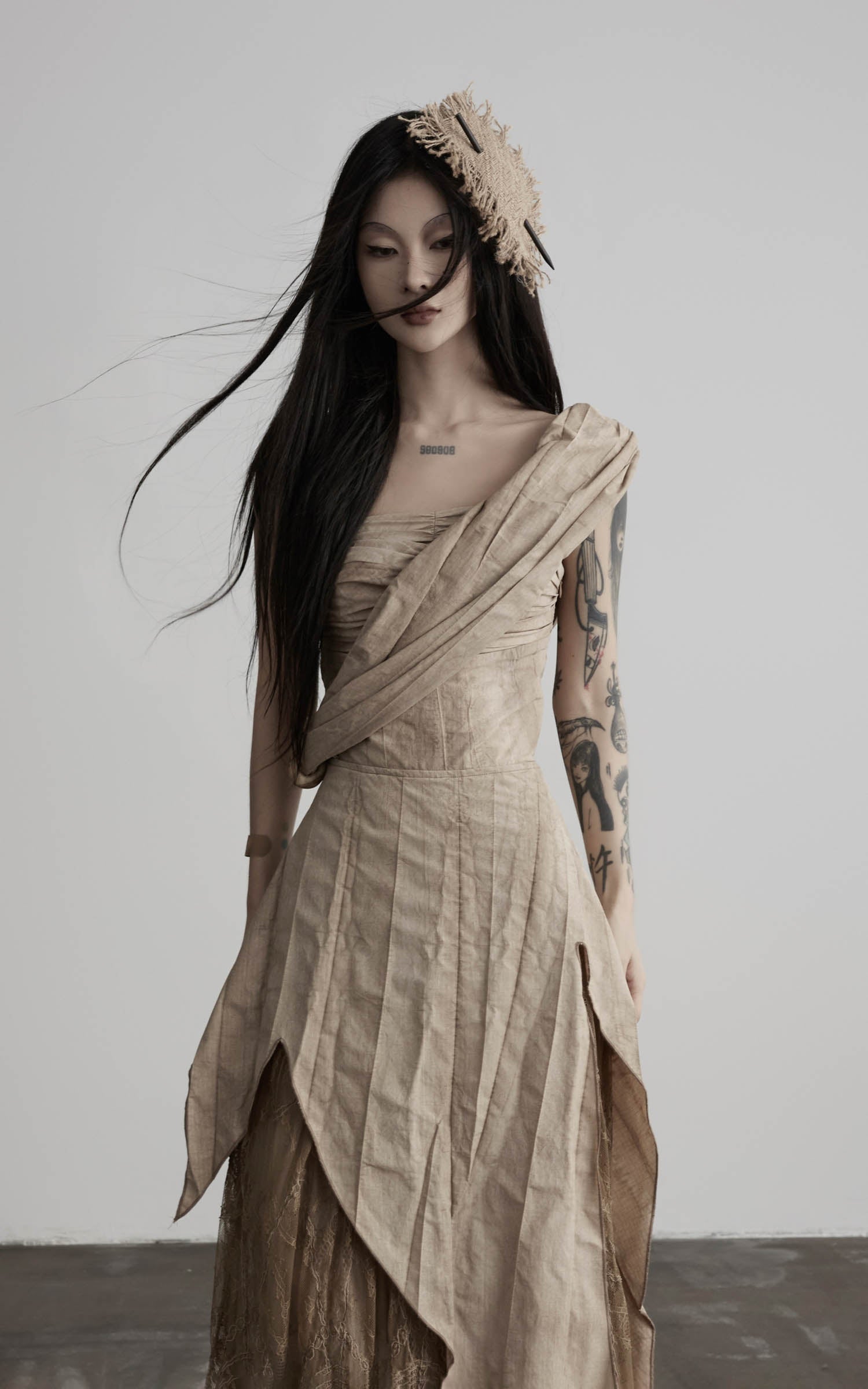 DOINDULGE Asymmetric Lace Panel Maxi Dress
