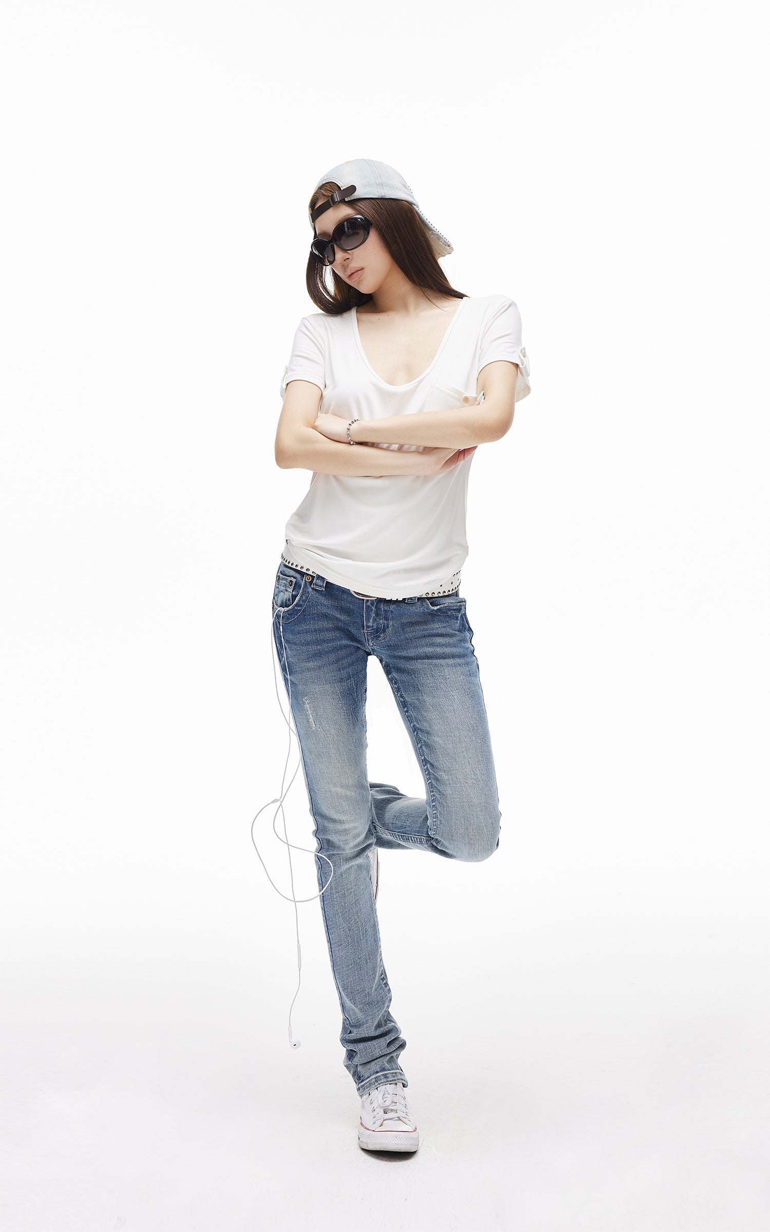 IAMXIAA Low-Rise Washed Skinny Denim Pants