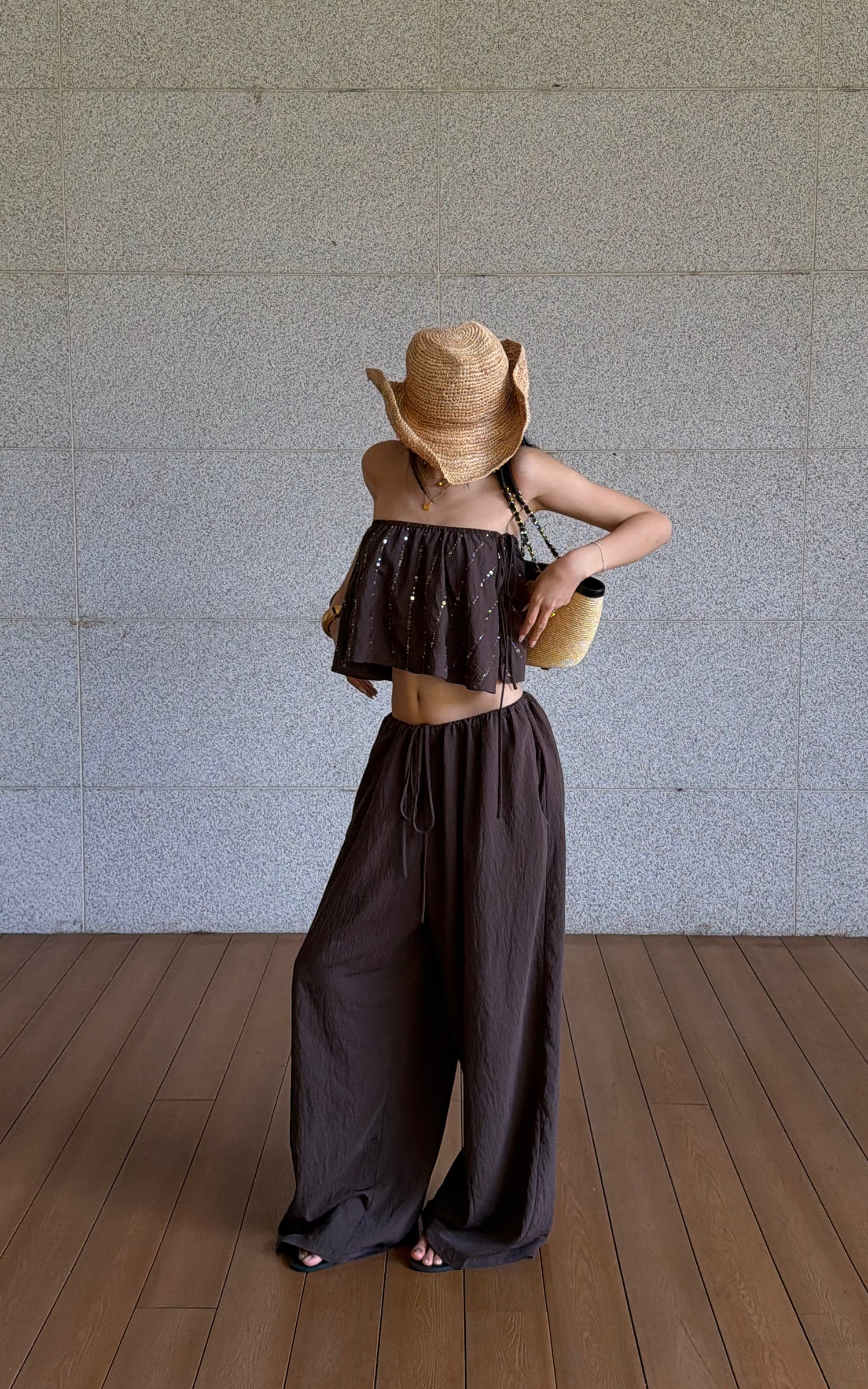 ROVENTE Brown Drawstring Wide-Leg Pants