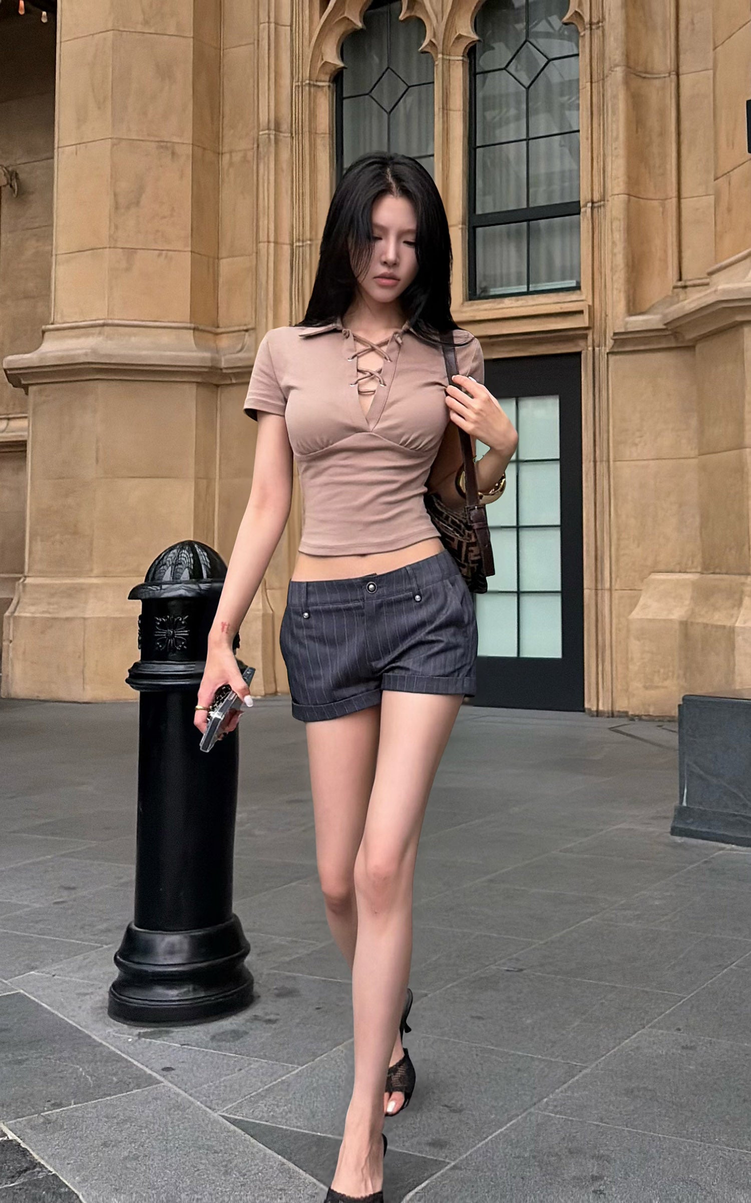 Hydrae 로우 라이즈 핀스트라이프 쇼츠