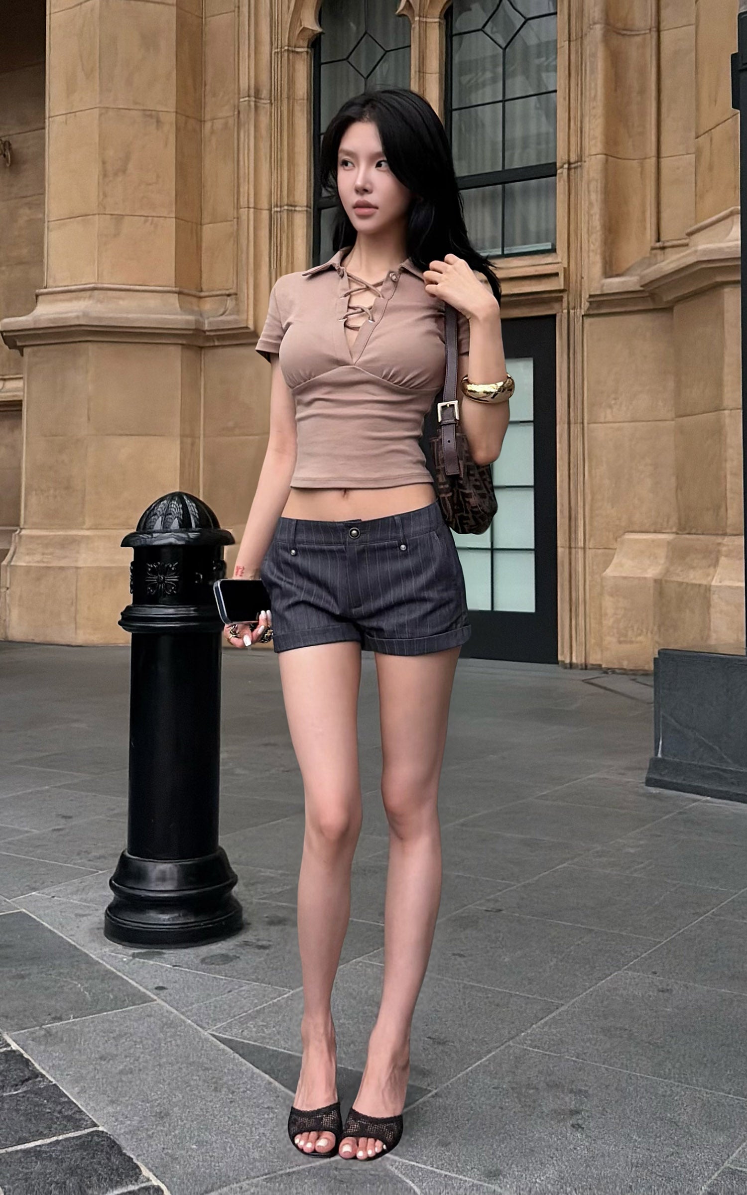 Hydrae Lace-Up Polo Collar Short Sleeve Slim Fit Top
