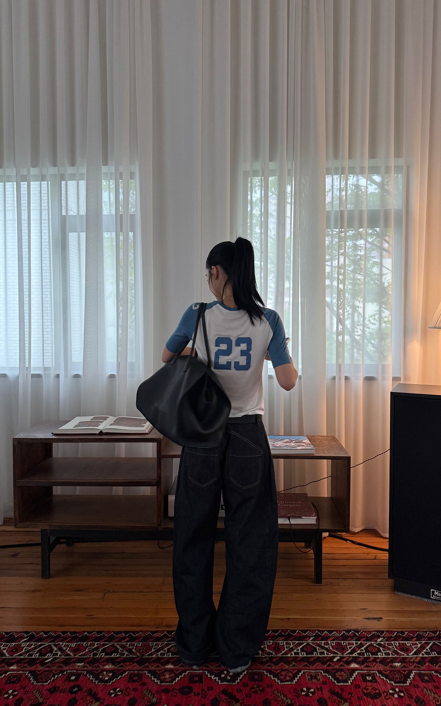 ROVENTE 23 Raglan Fitted Tee