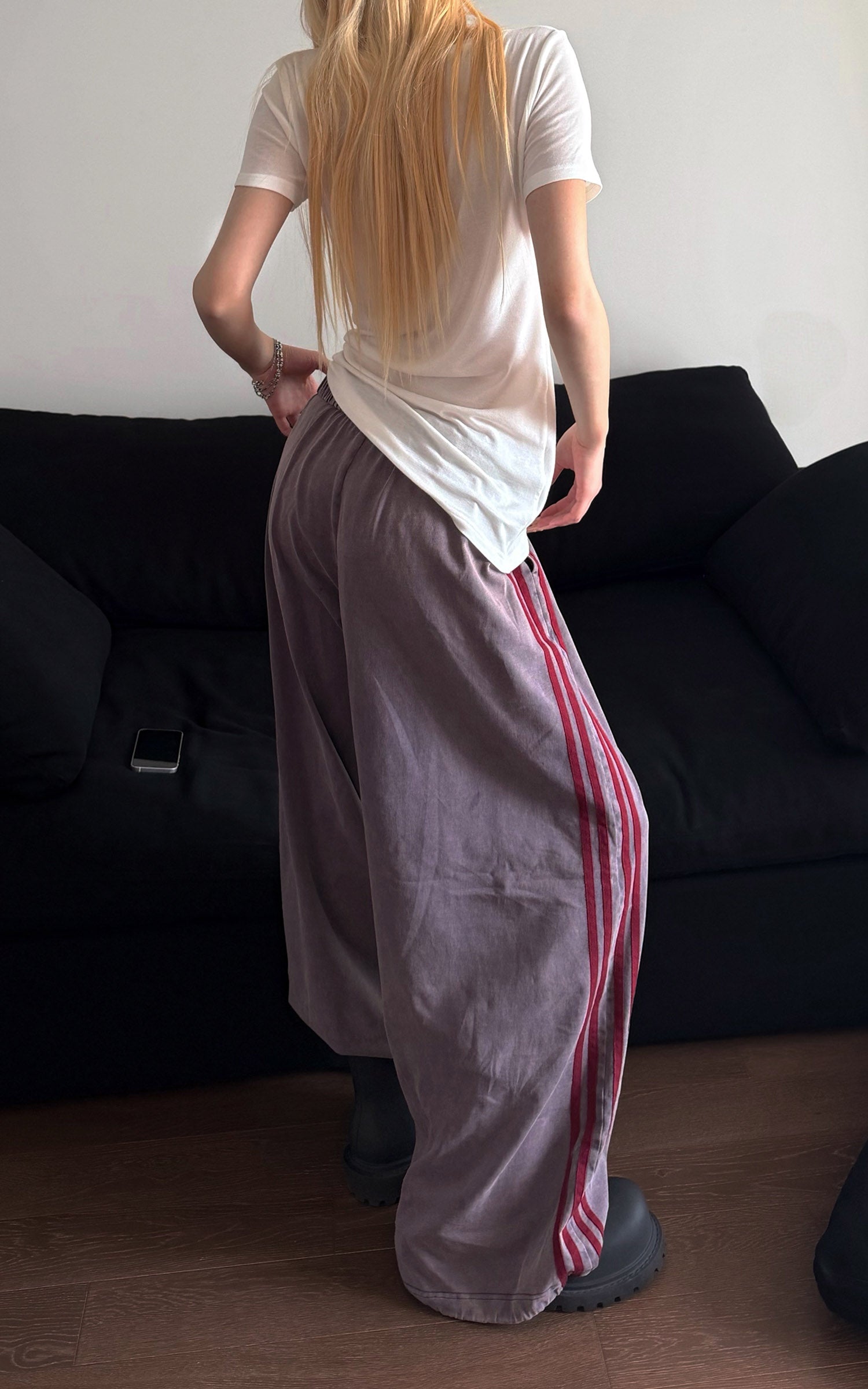 Rase le sol Washed Velvet-Feel Wide-Leg Track Pants