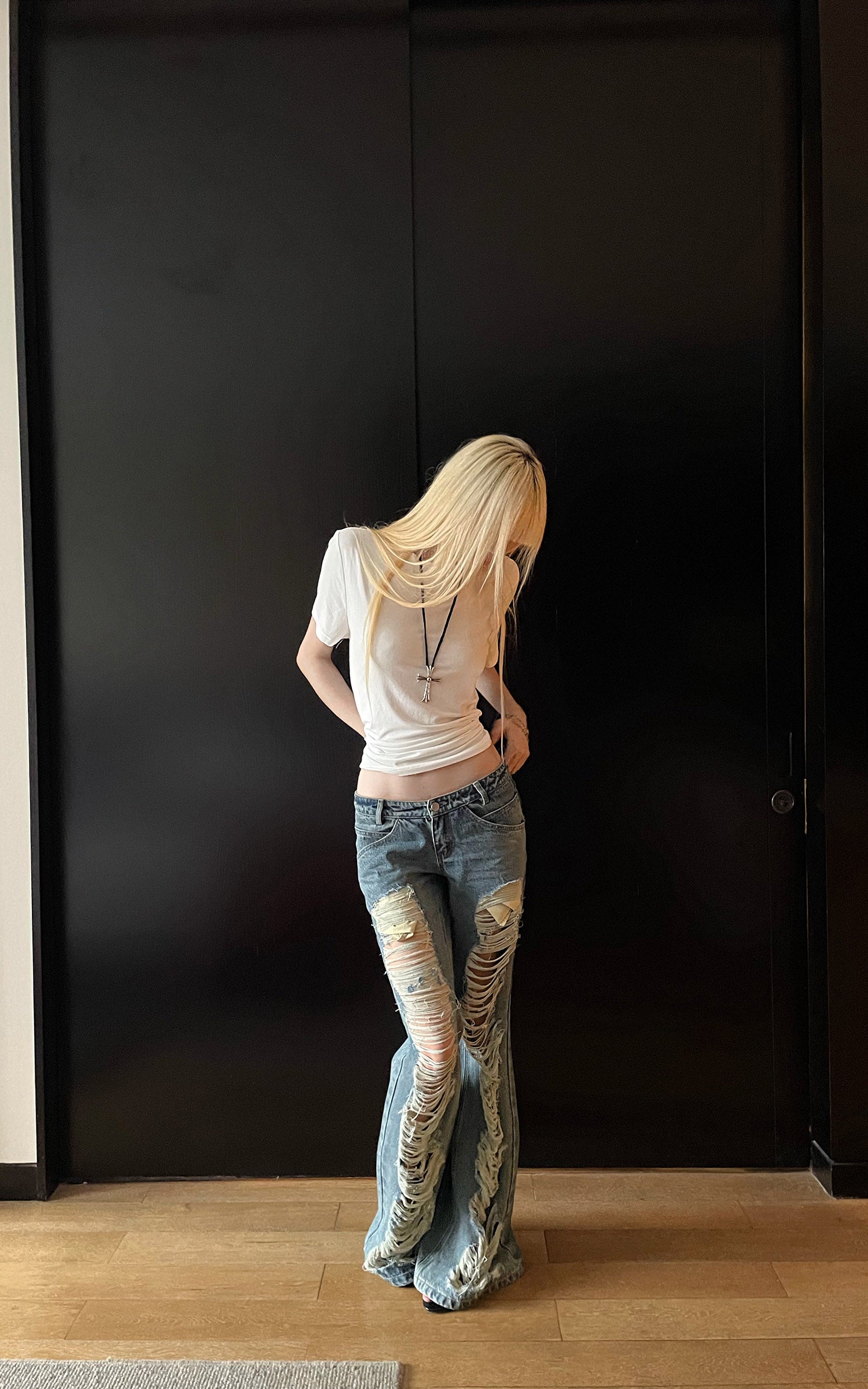 Rase le sol Gothic Back Statement T-Shirt