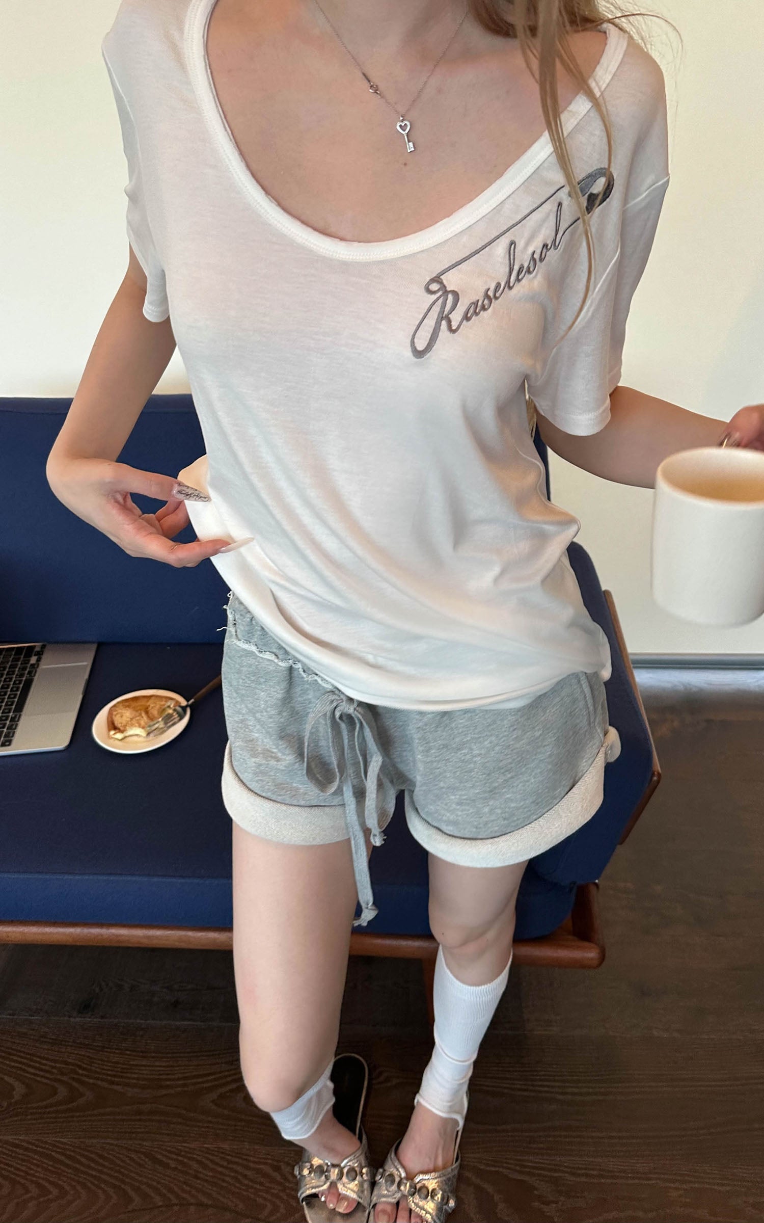 Rase le sol Safety Pin Graphic Relaxed T-Shirt &amp; Terry Shorts Set