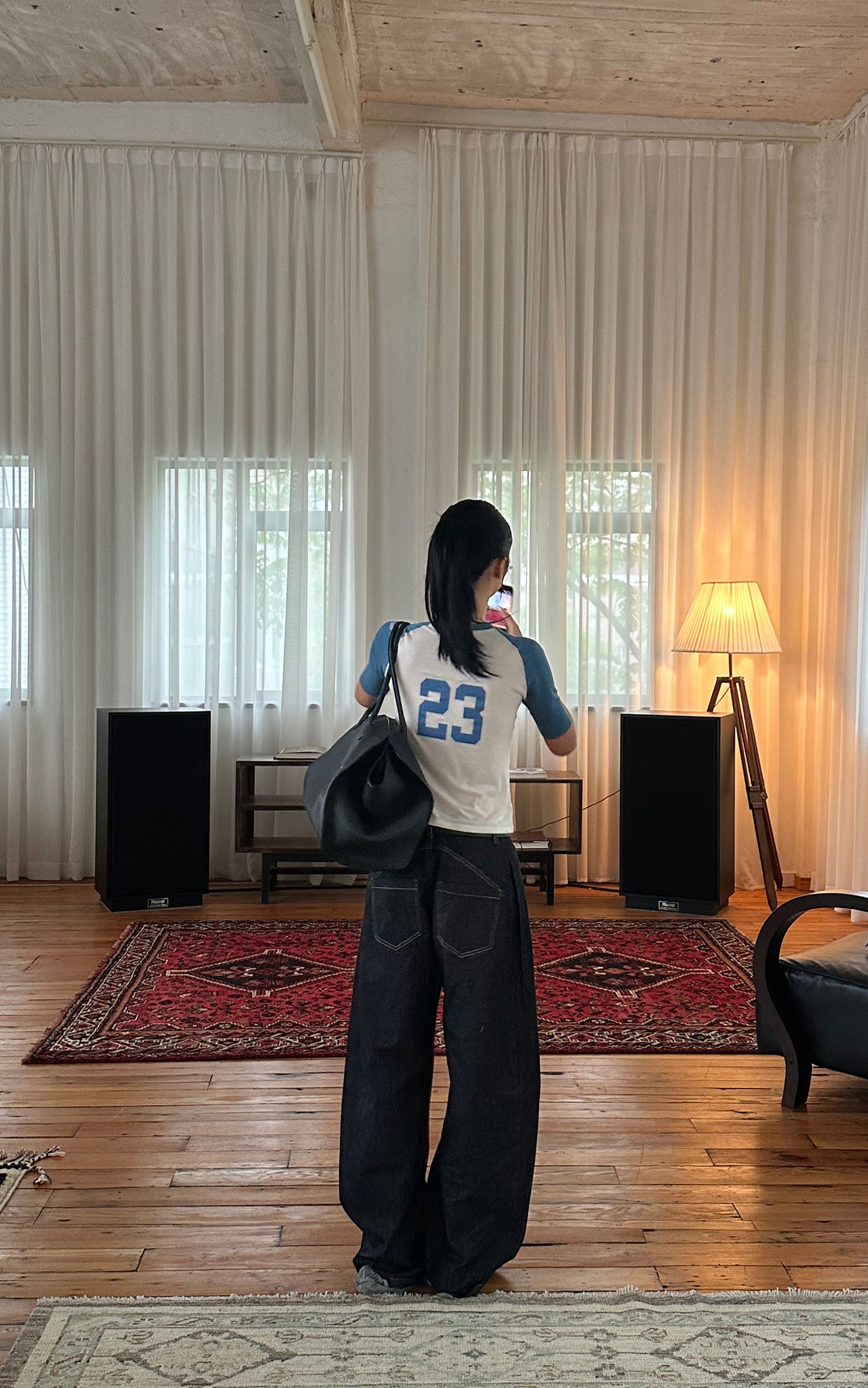 ROVENTE 23 Raglan Fitted Tee