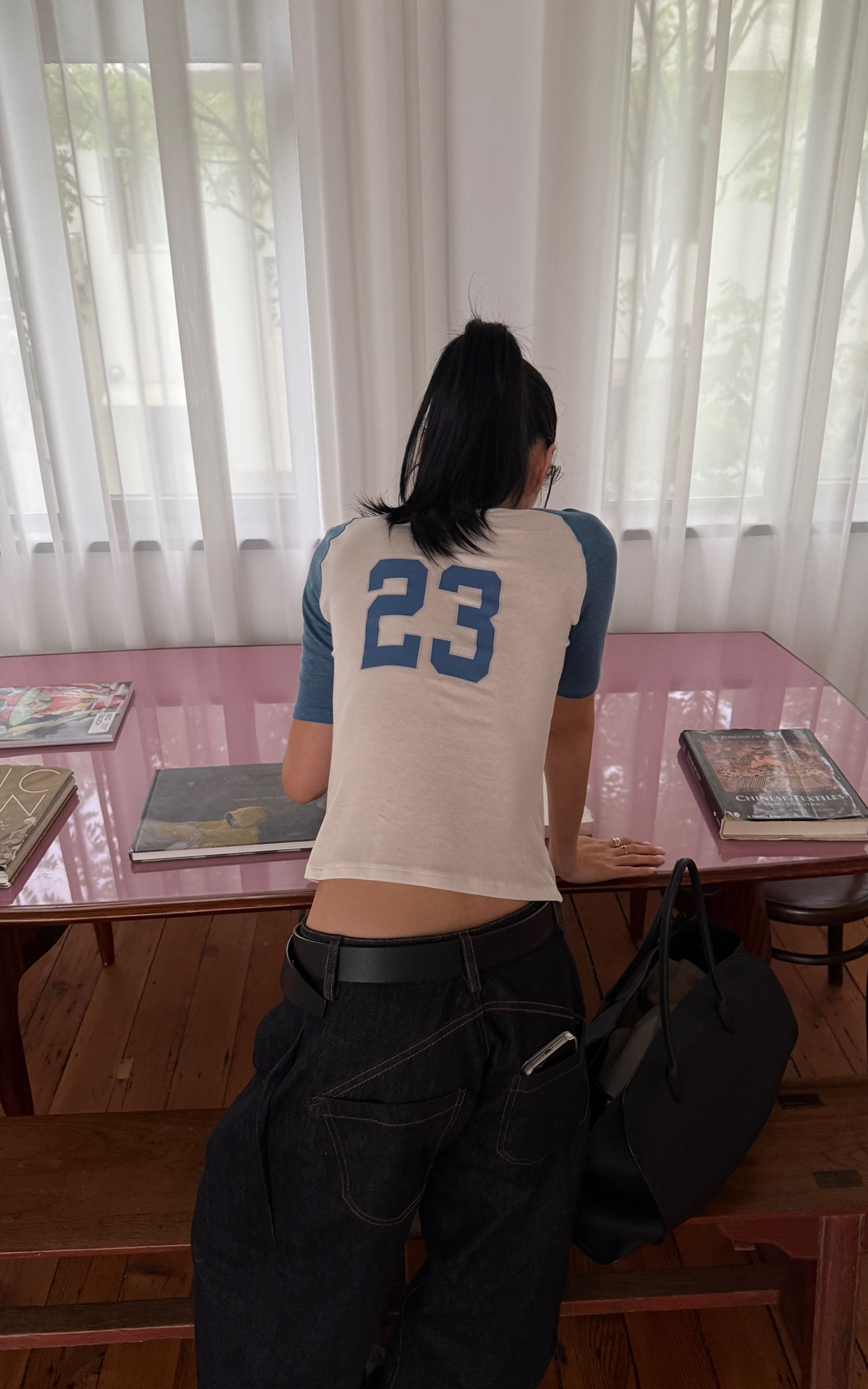 ROVENTE 23 Raglan Fitted Tee