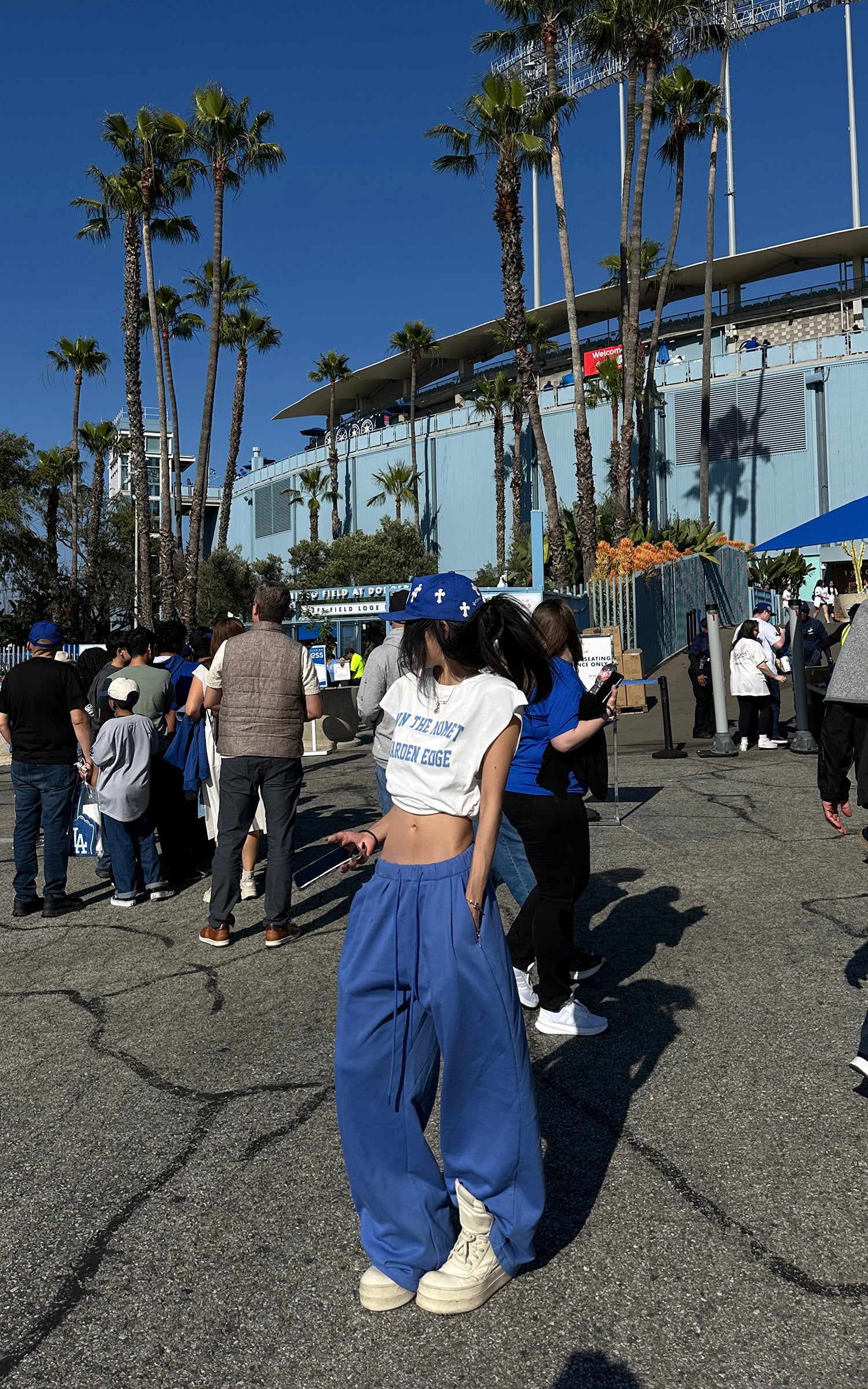 WARDEN EDGE Cobalt Wide-Leg Sweatpants