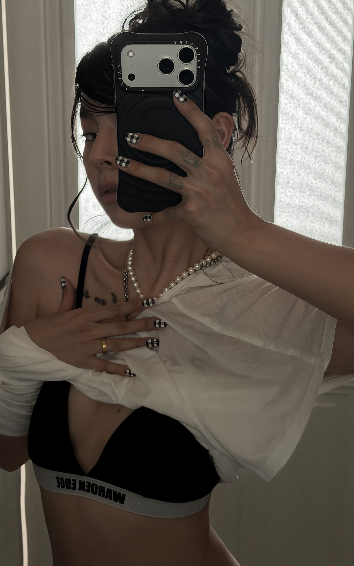 WARDEN EDGE Off-Shoulder Tee &amp; Logo Bralette Set