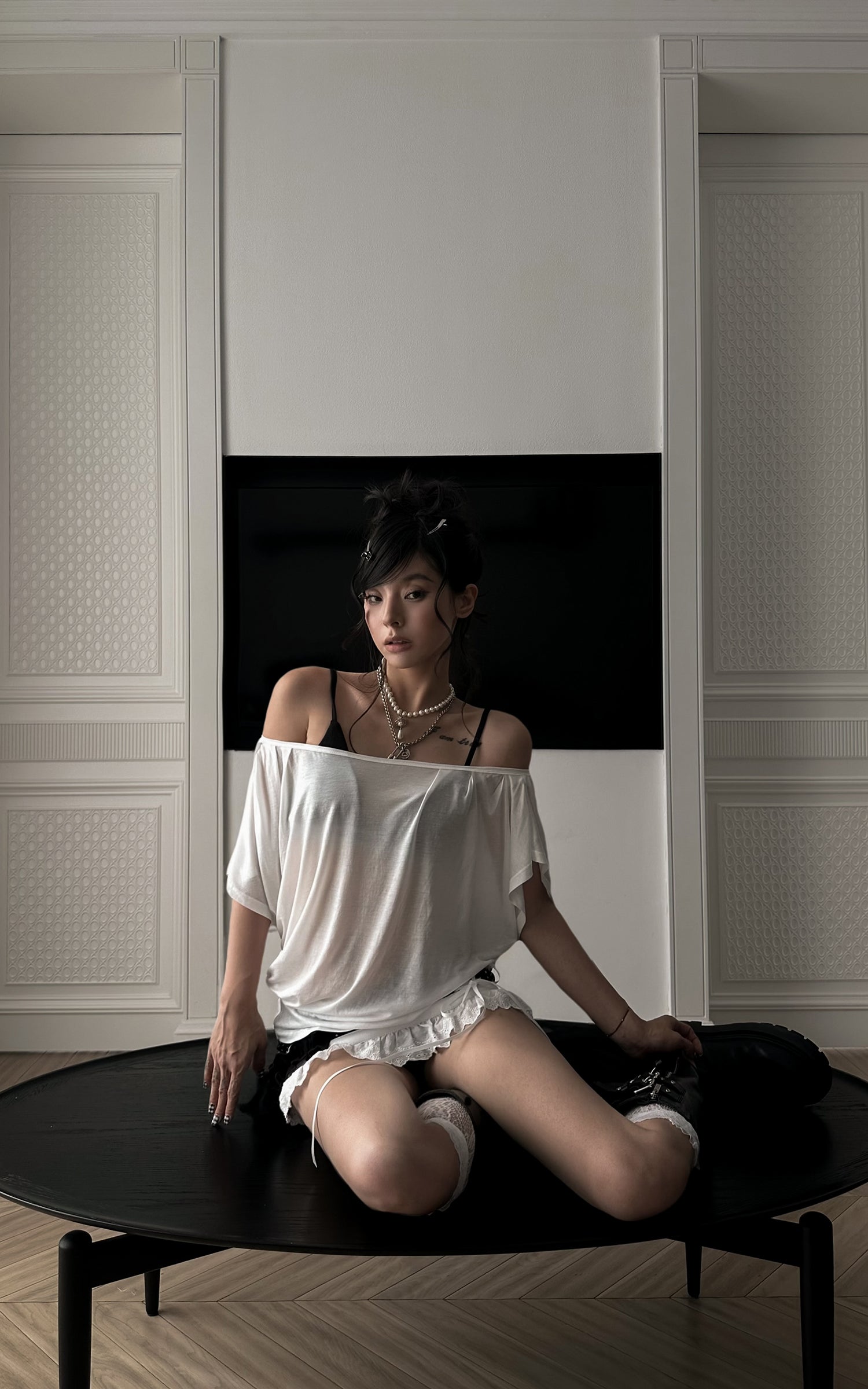 WARDEN EDGE Off-Shoulder Tee &amp; Logo Bralette Set