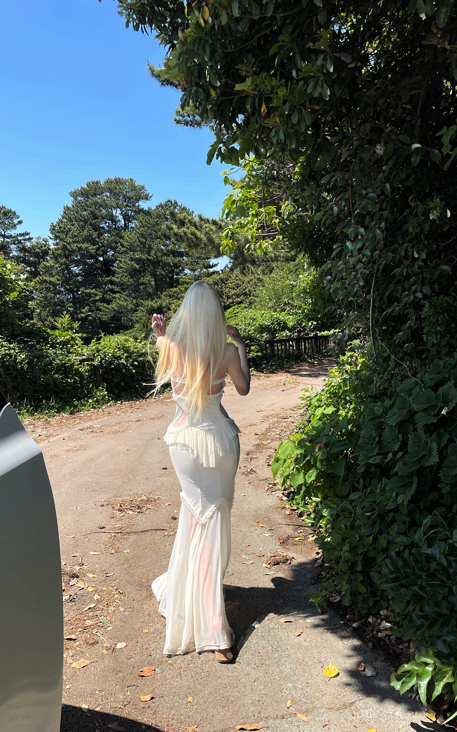 RASE LE SOL Ruffled Open-Waist Mermaid Dress