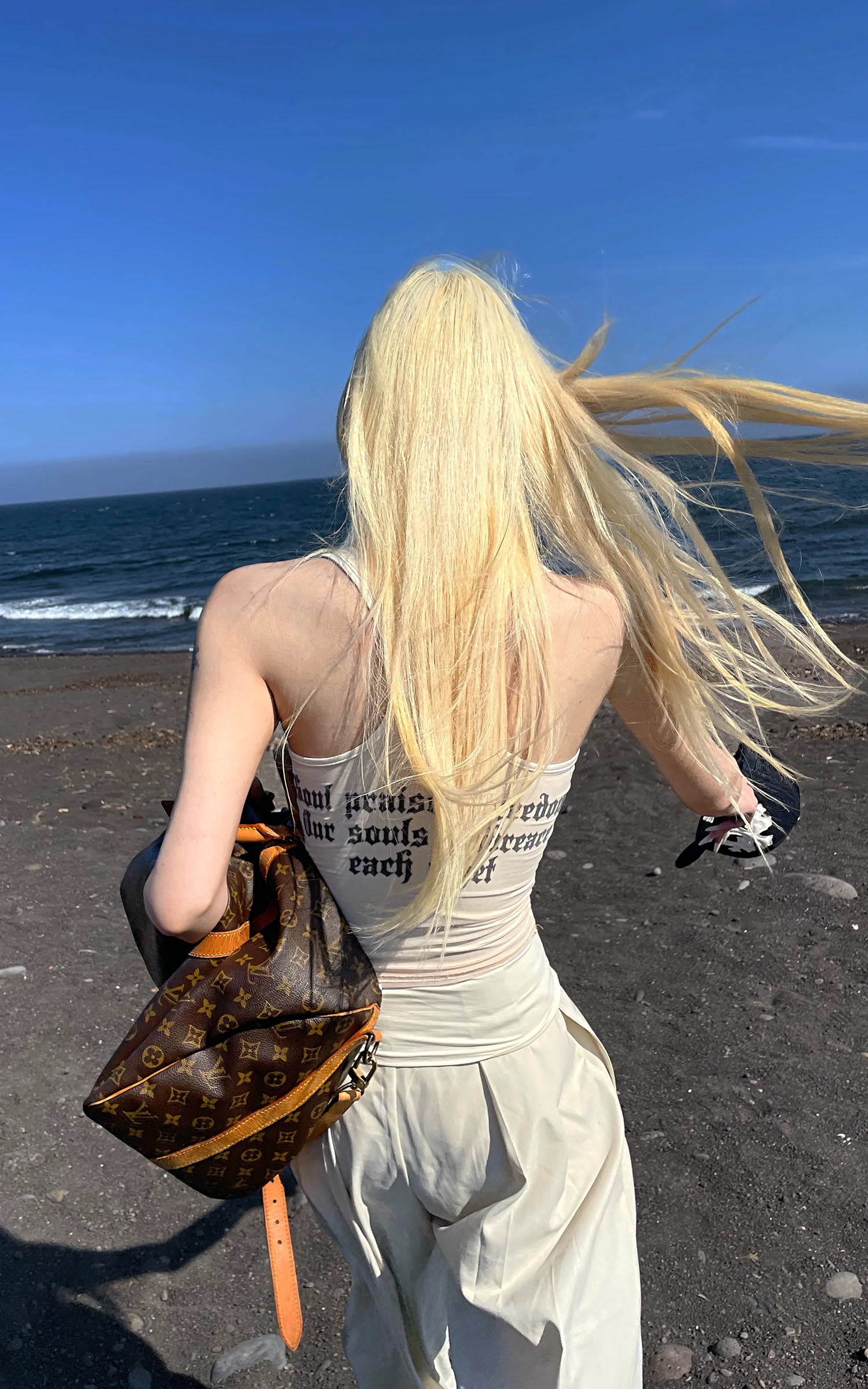 Rase le sol Gothic Letter Mesh Fitted Tank Top