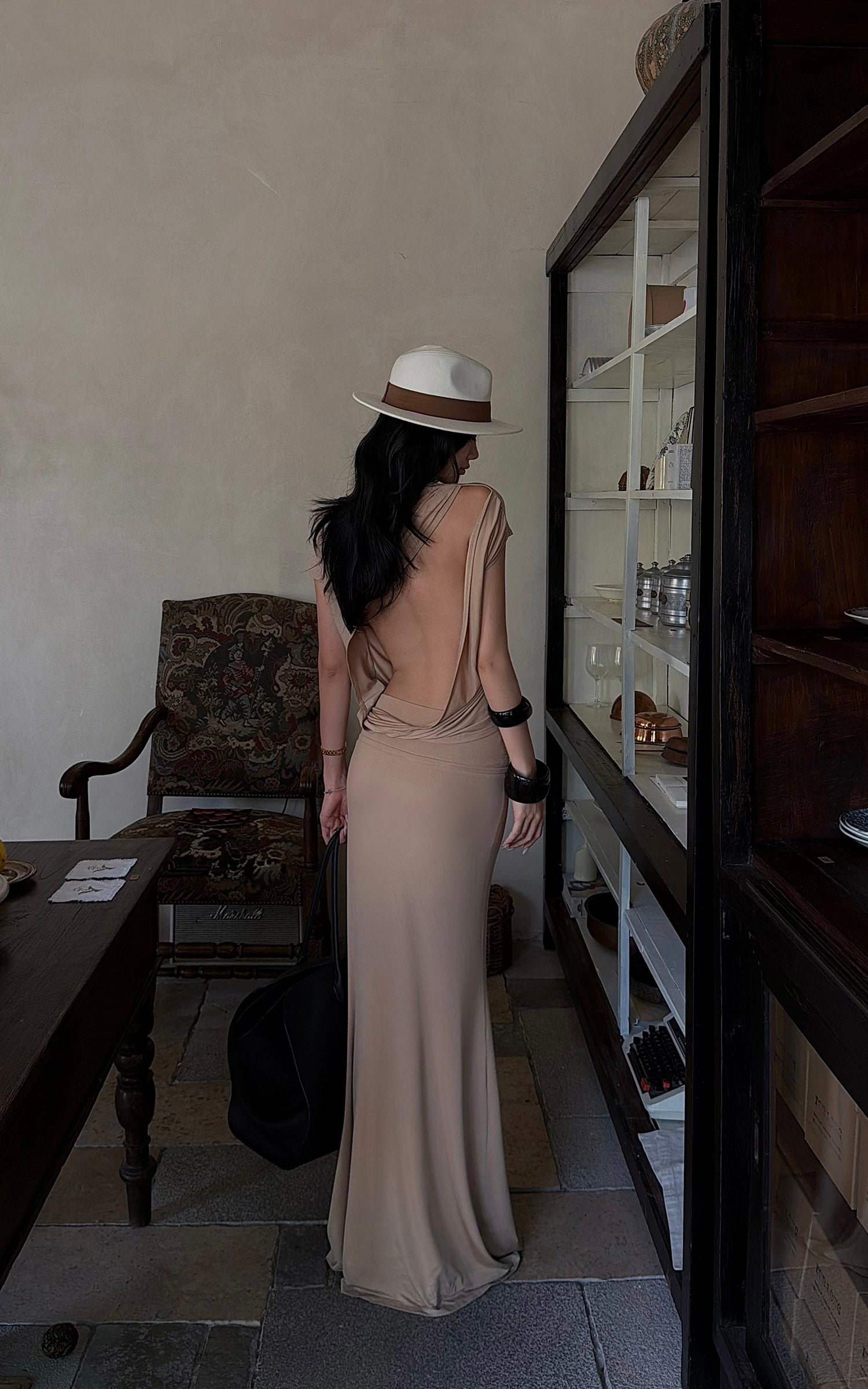 ROVENTE Statement Waist Maxi Skirt