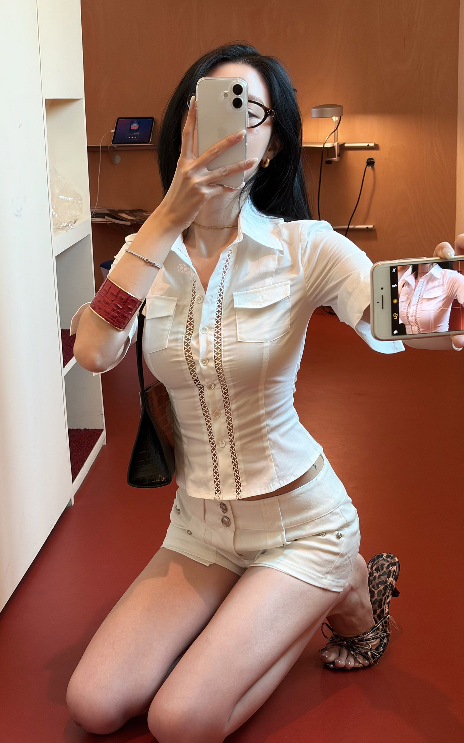 Hydrae 레이스 트림 조각 숏 슬리브 셔츠