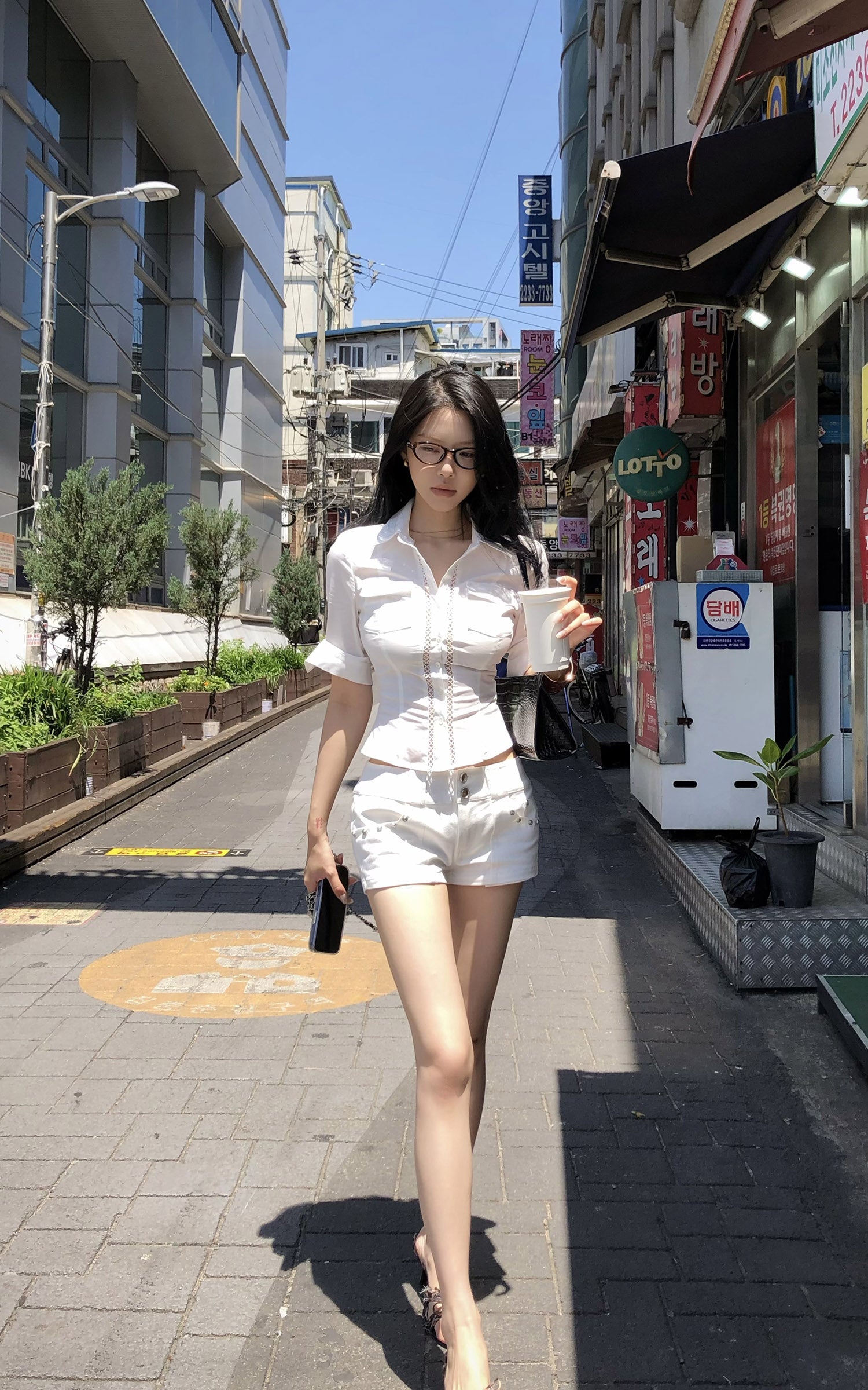 Hydrae 레이스 트림 조각 숏 슬리브 셔츠