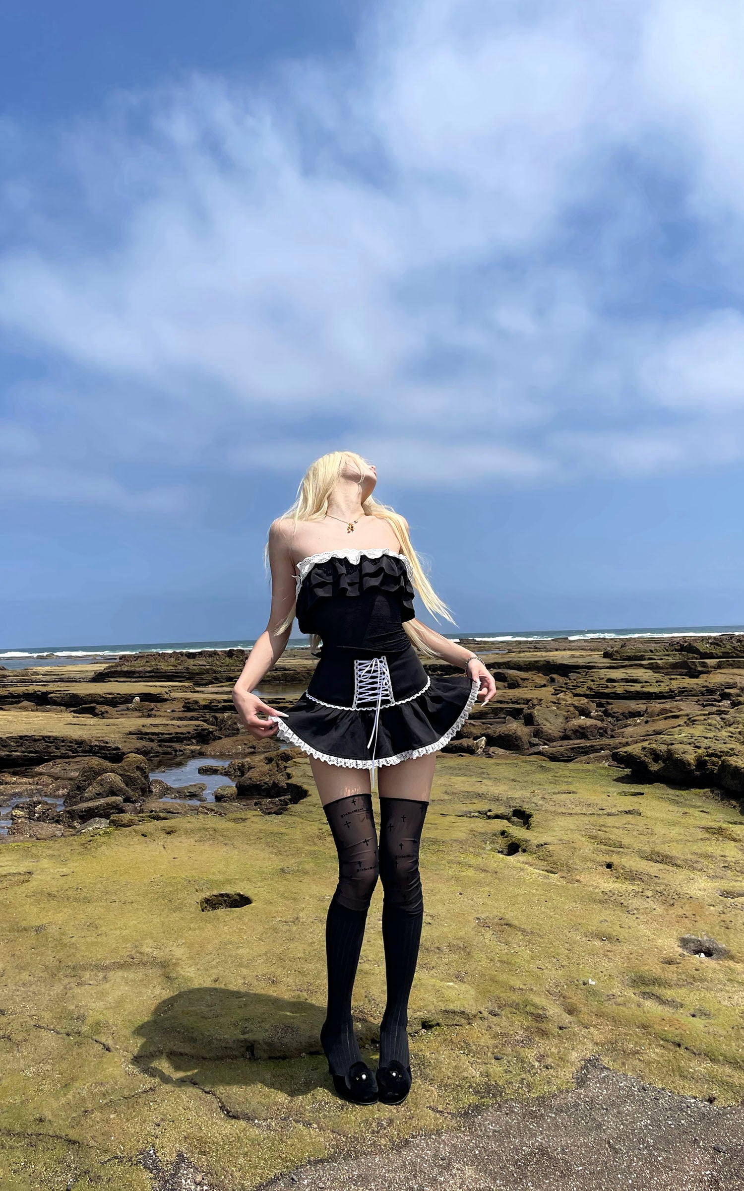 Rase le sol Cross-Laced Ruffle Strapless Top &amp; Layered Lace Mini Skirt Set