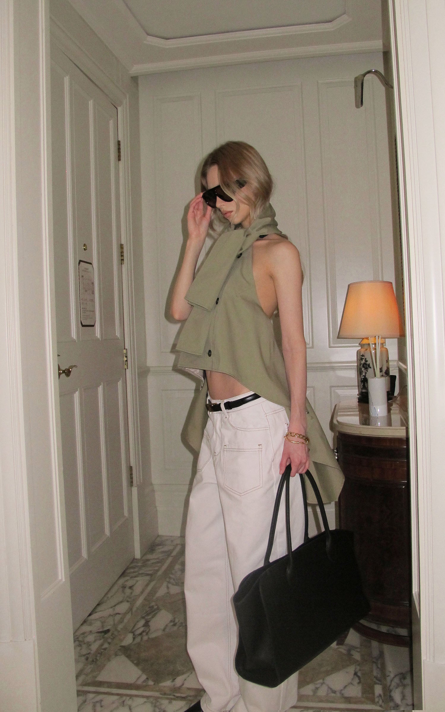 0122stepll Double-Breasted Halter Asymmetric Top