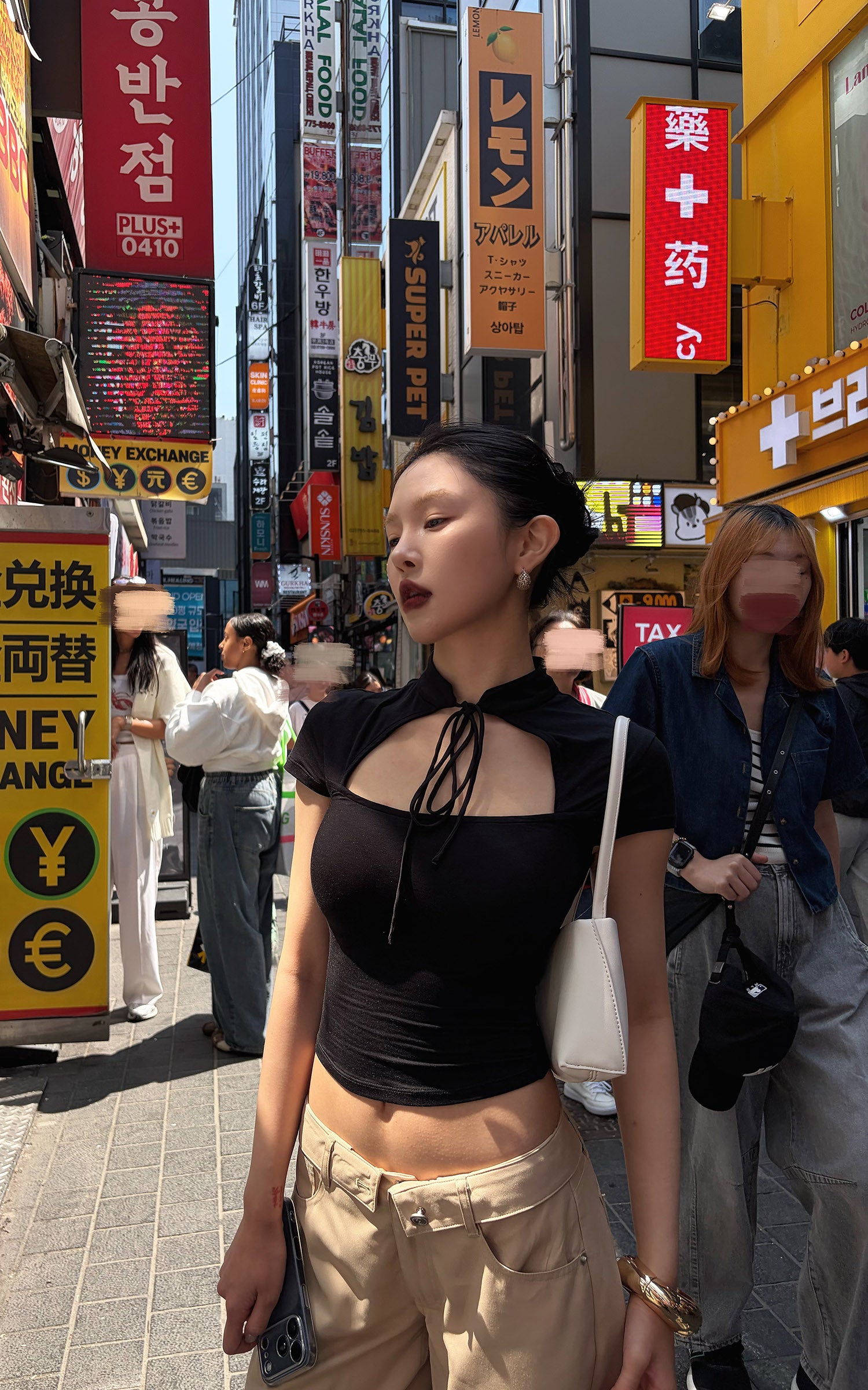 Hydrae 넥타이 컷아웃 슬림 반소매 탑