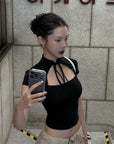 Hydrae 넥타이 컷아웃 슬림 반소매 탑