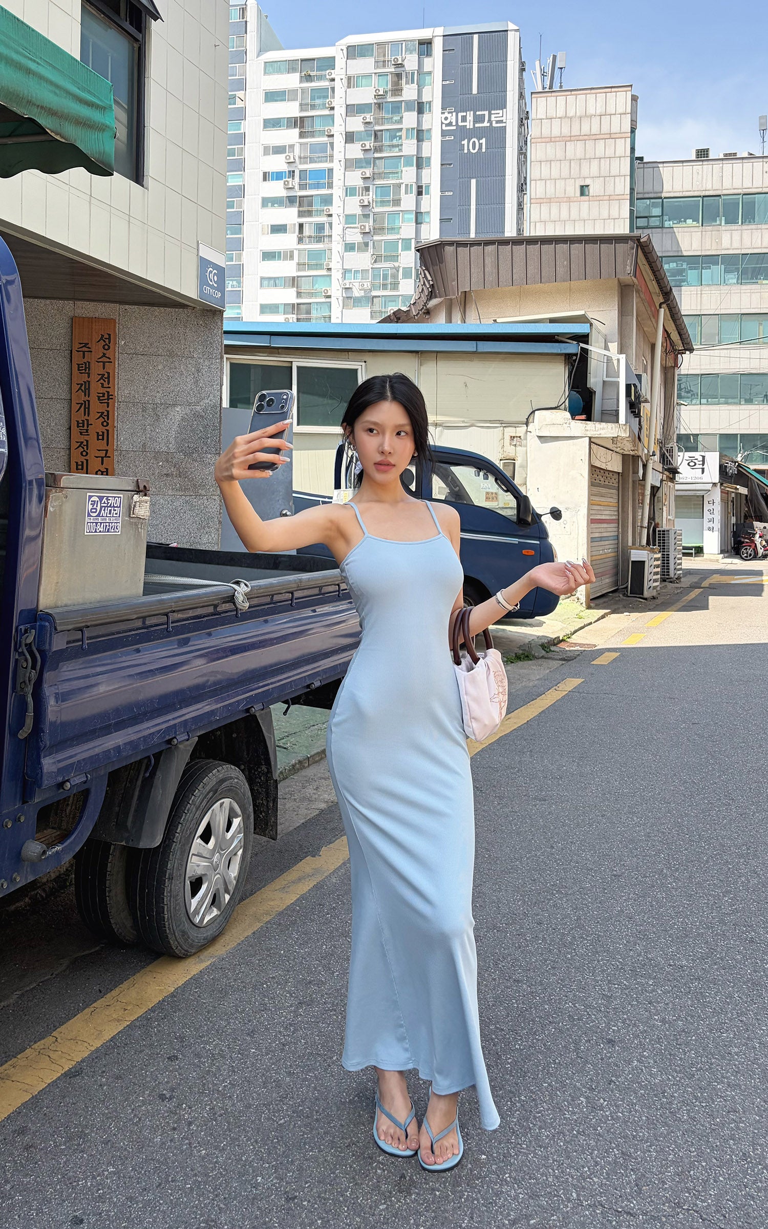 Hydrae Ribbed Spaghetti Strap Bodycon Maxi Dress