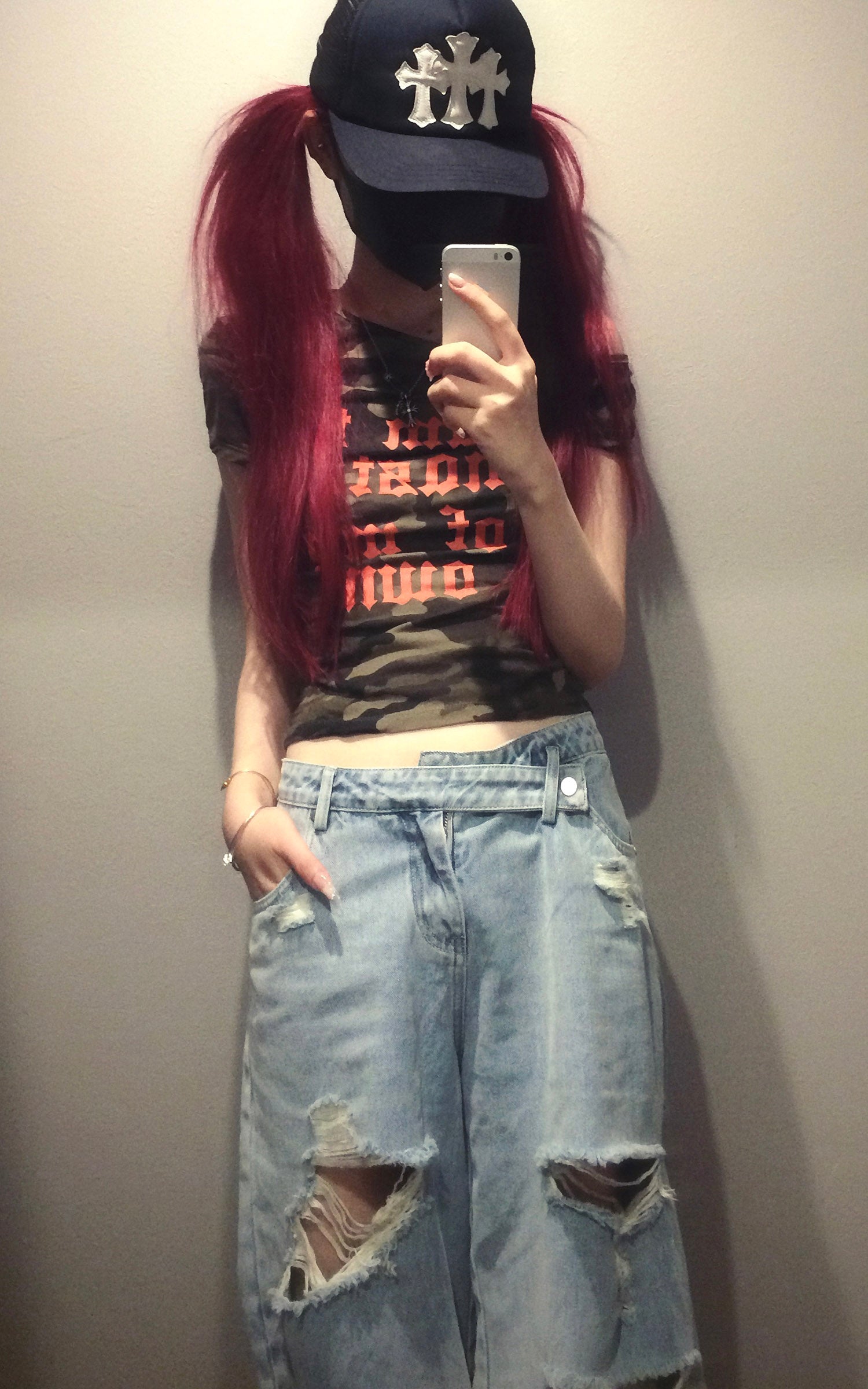Rase le sol Low-Rise Asymmetric Waist Distressed Denim Pants