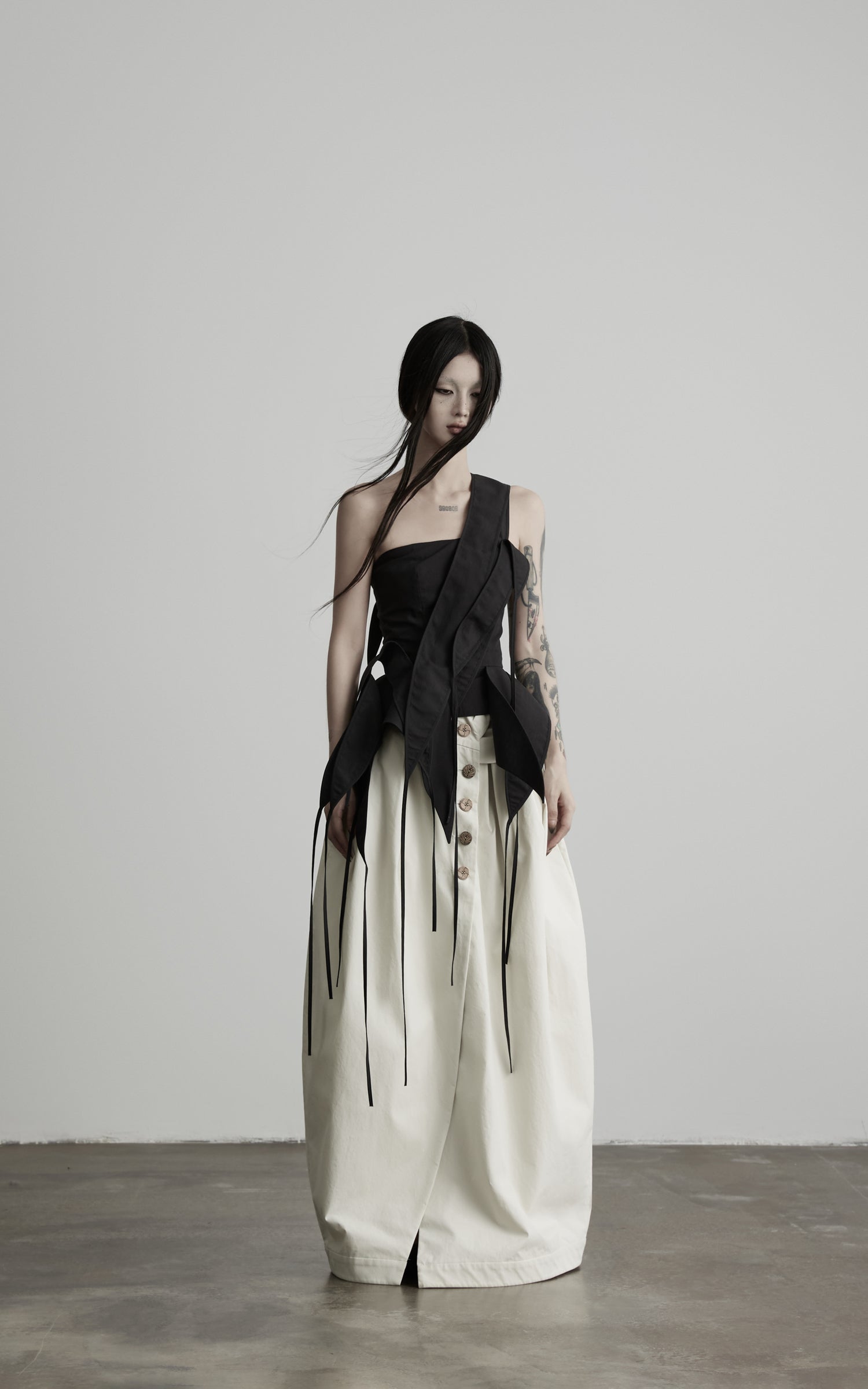 DOINDULGE One-Shoulder Asymmetric Sculptural Corset Top
