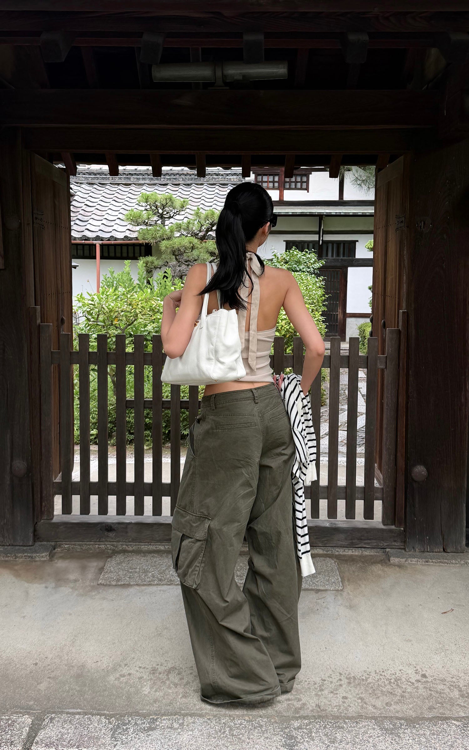 ROVENTE Khaki Halter Tie Ribbed Tank Top