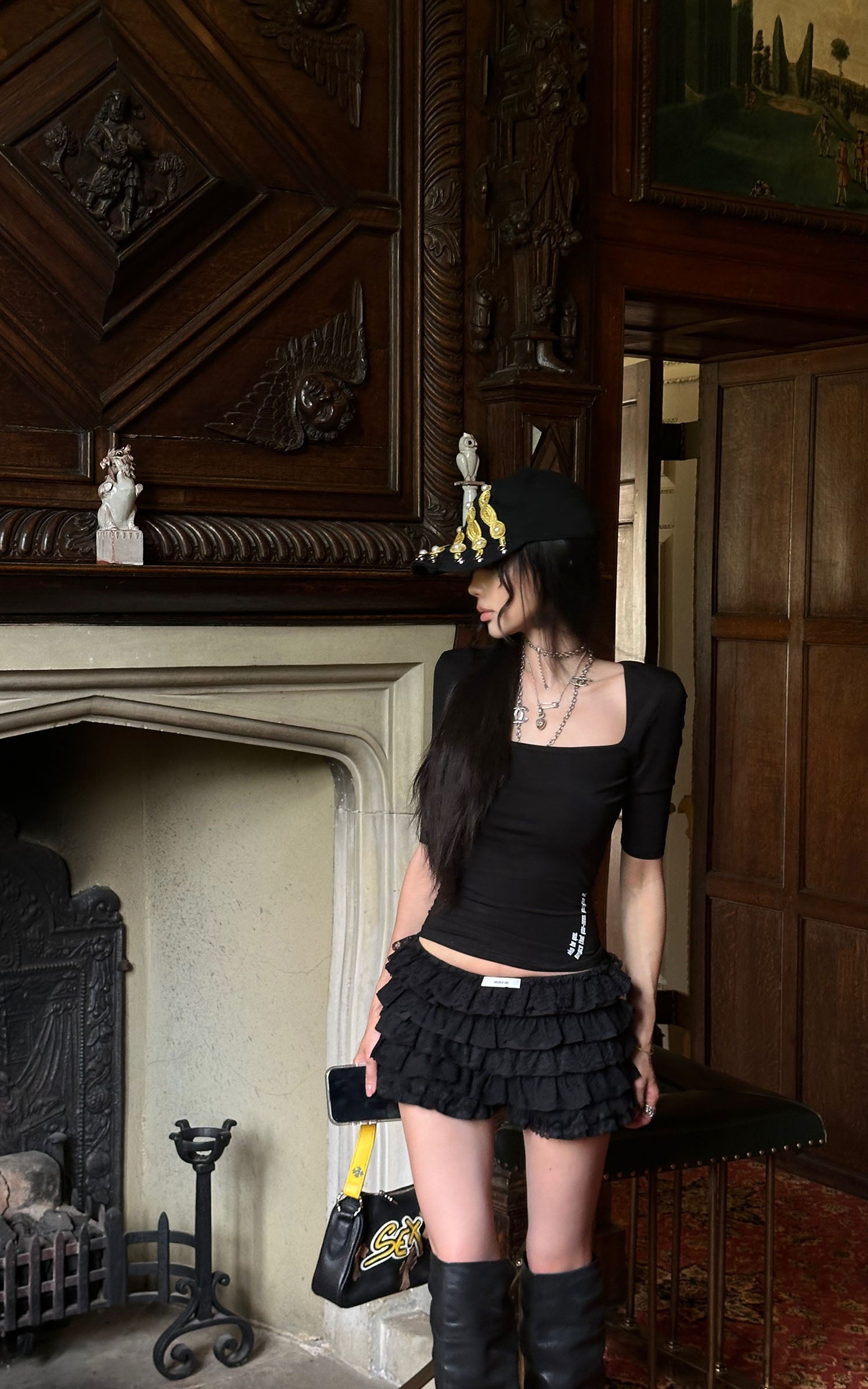 WARDEN EDGE Sculpted Square Neck Fitted Top