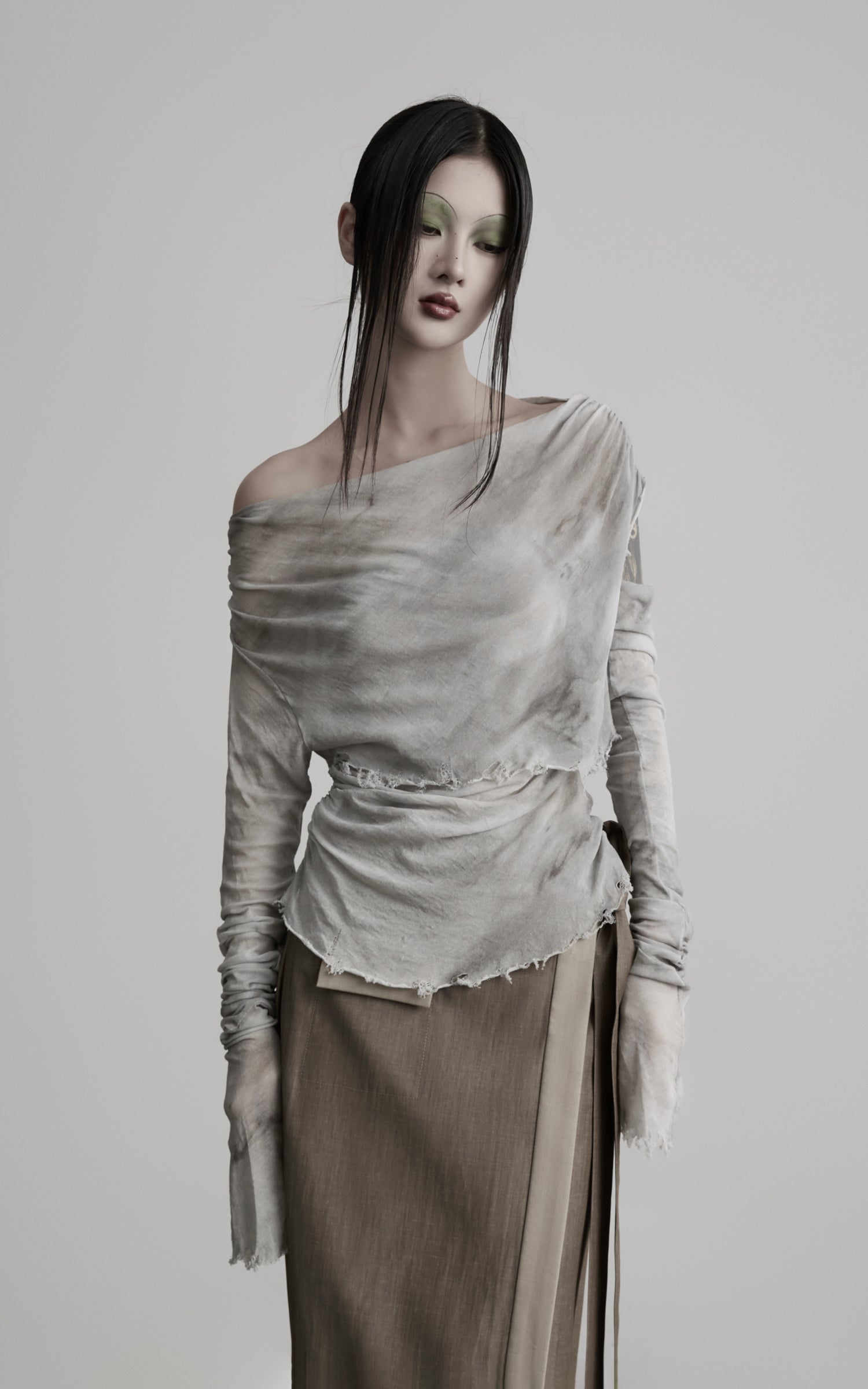 DOINDULGE Two-Piece Off-Shoulder Ruched Long Sleeve Top