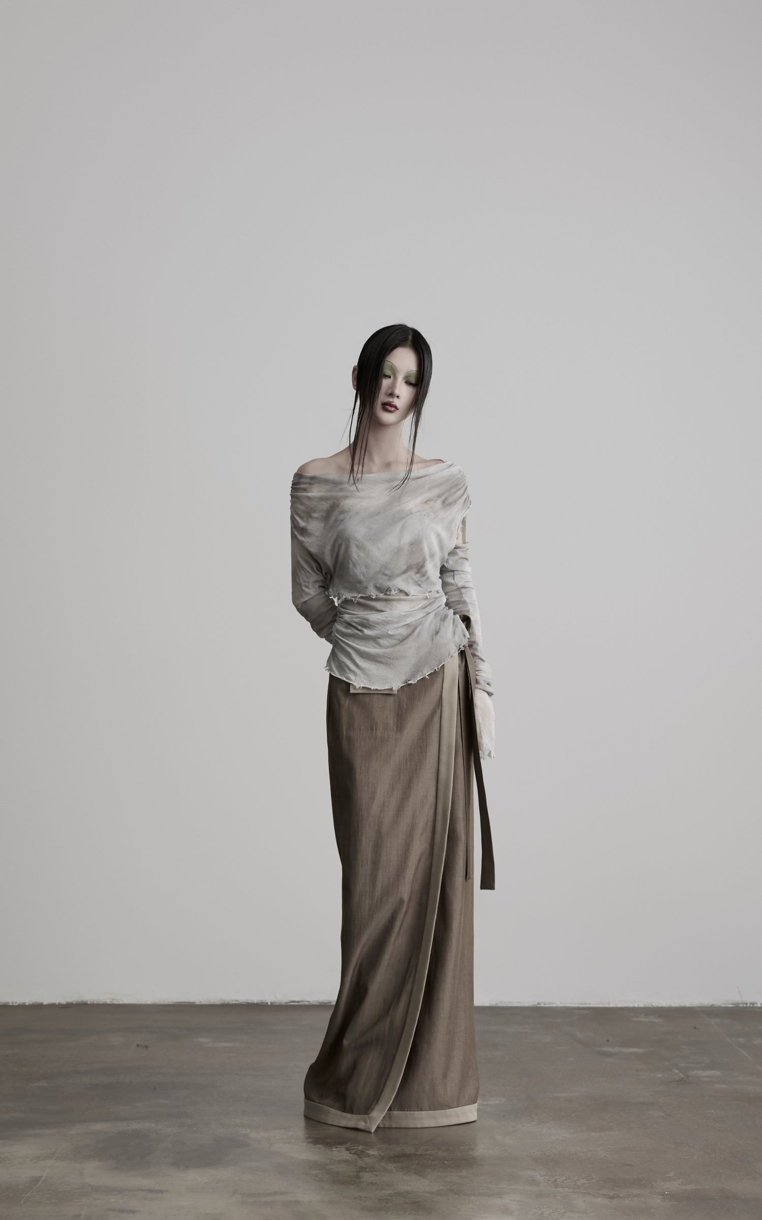 DOINDULGE Two-Piece Off-Shoulder Ruched Long Sleeve Top