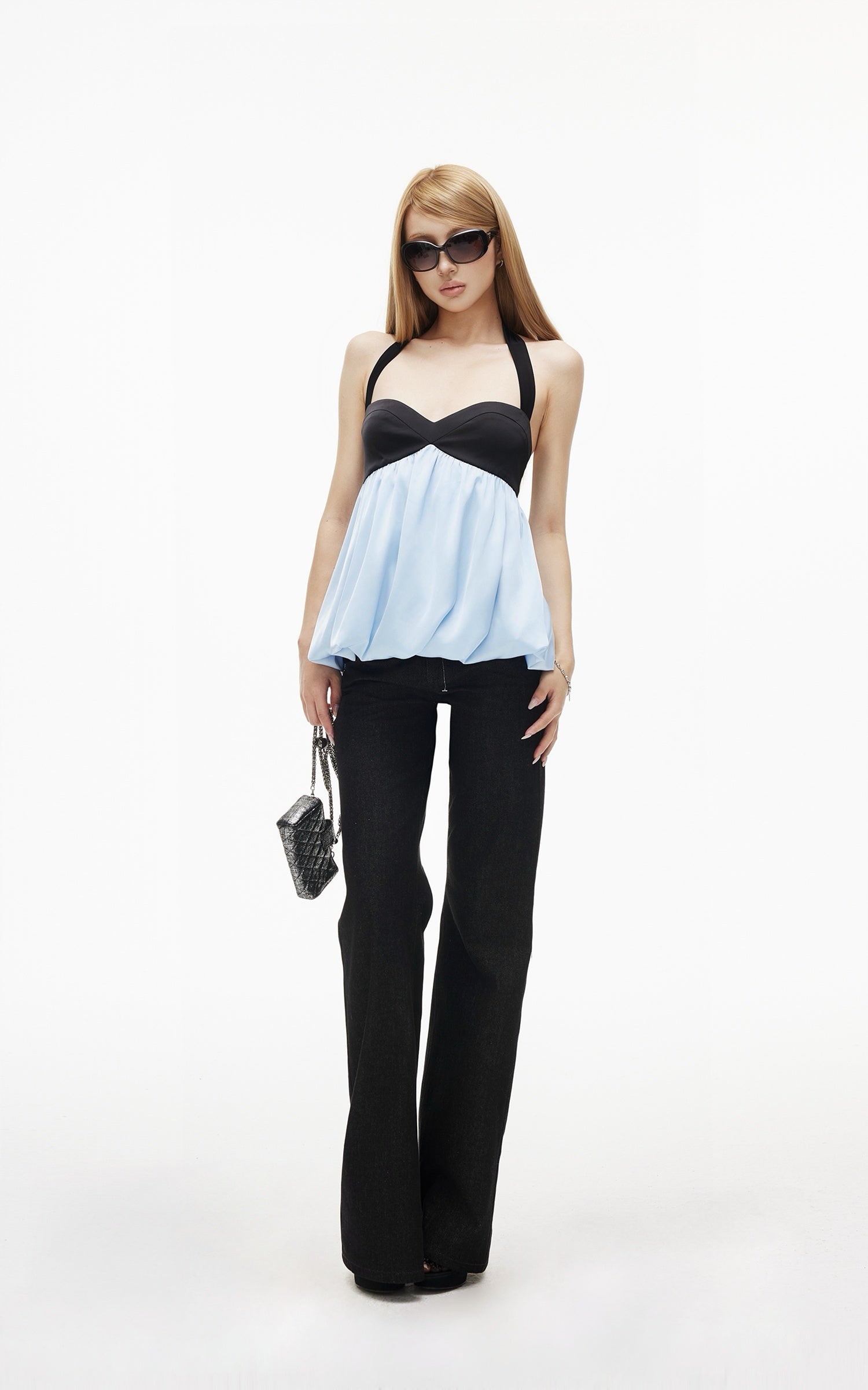 IAMXIAA Low-Rise Dark Wash Flared Denim Jeans with Clean Seam Wide Leg Fit