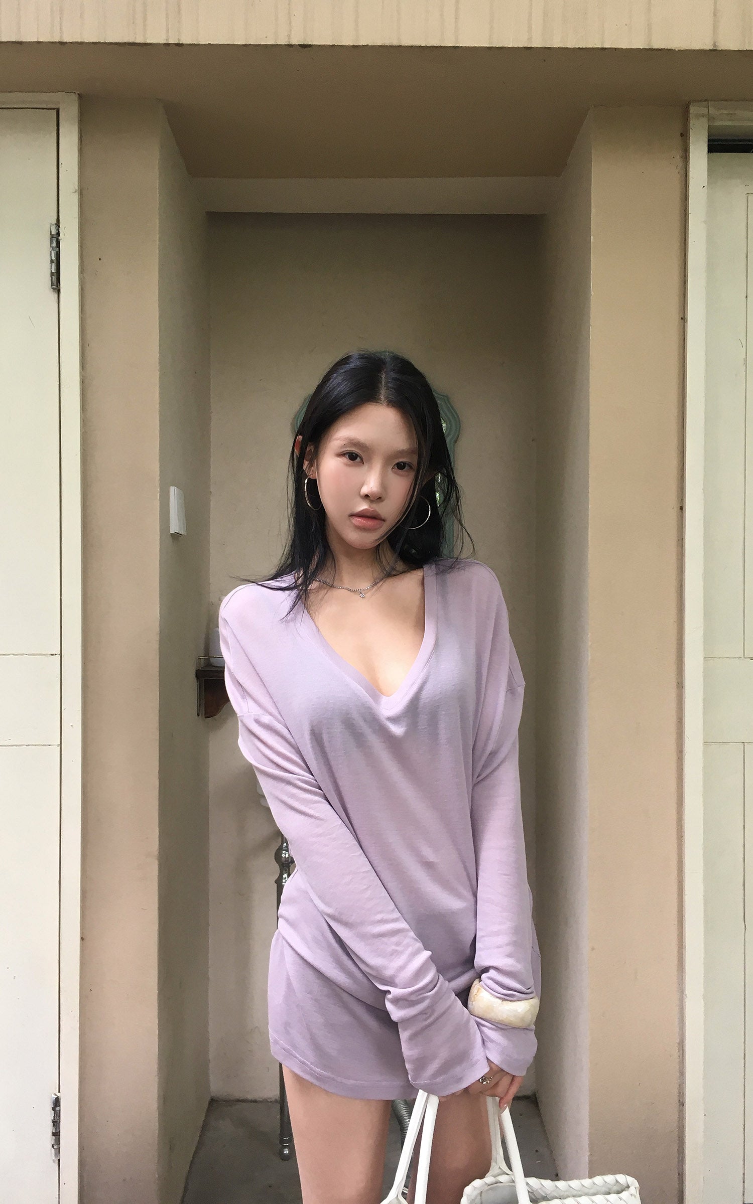 Hydrae Lilac Soft Knit V-Neck Draped Wool Long Sleeve Fitted Top