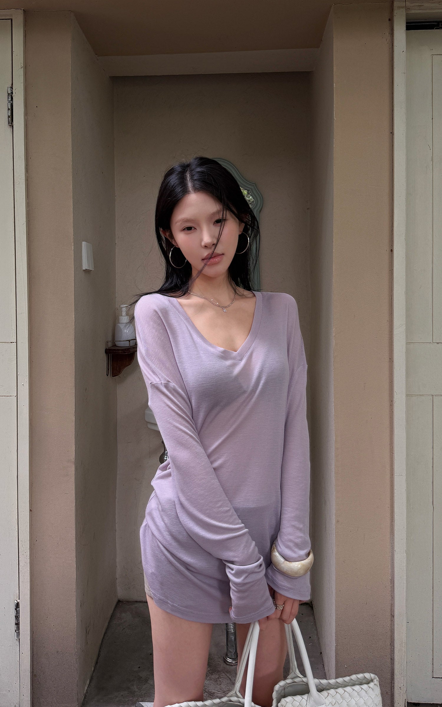 Hydrae Lilac Soft Knit V-Neck Draped Wool Long Sleeve Fitted Top