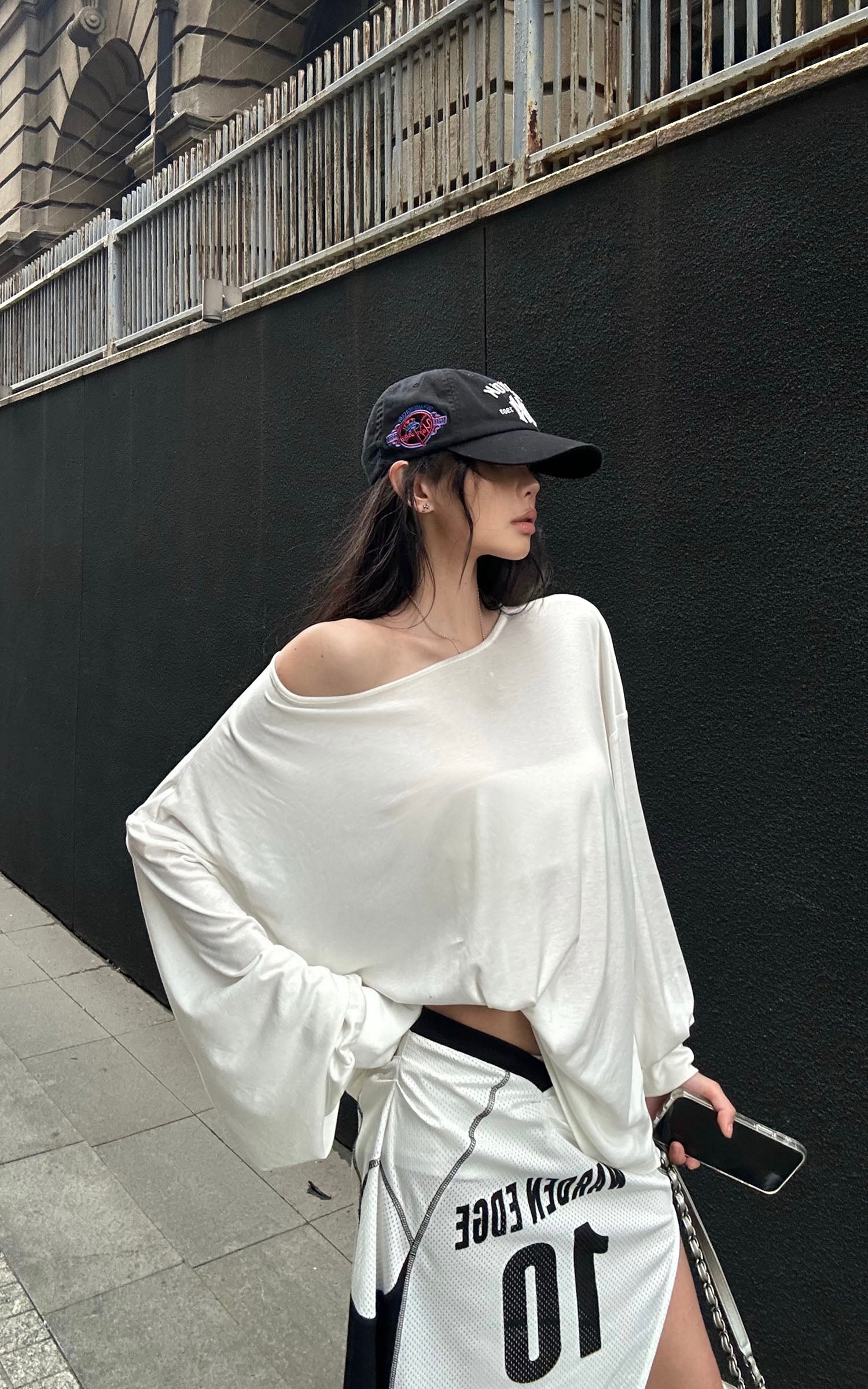 WARDEN EDGE Oversized Off Shoulder Long Sleeve Top Relaxed Draped Streetwear Style