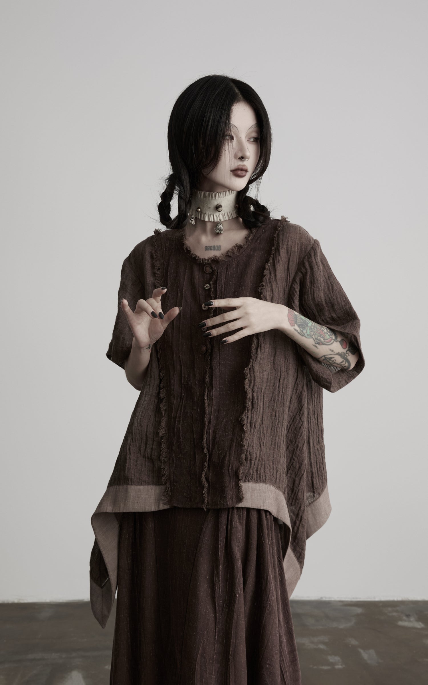 DOINDULGE Raw Edge Button-Front Draped T-Shirt