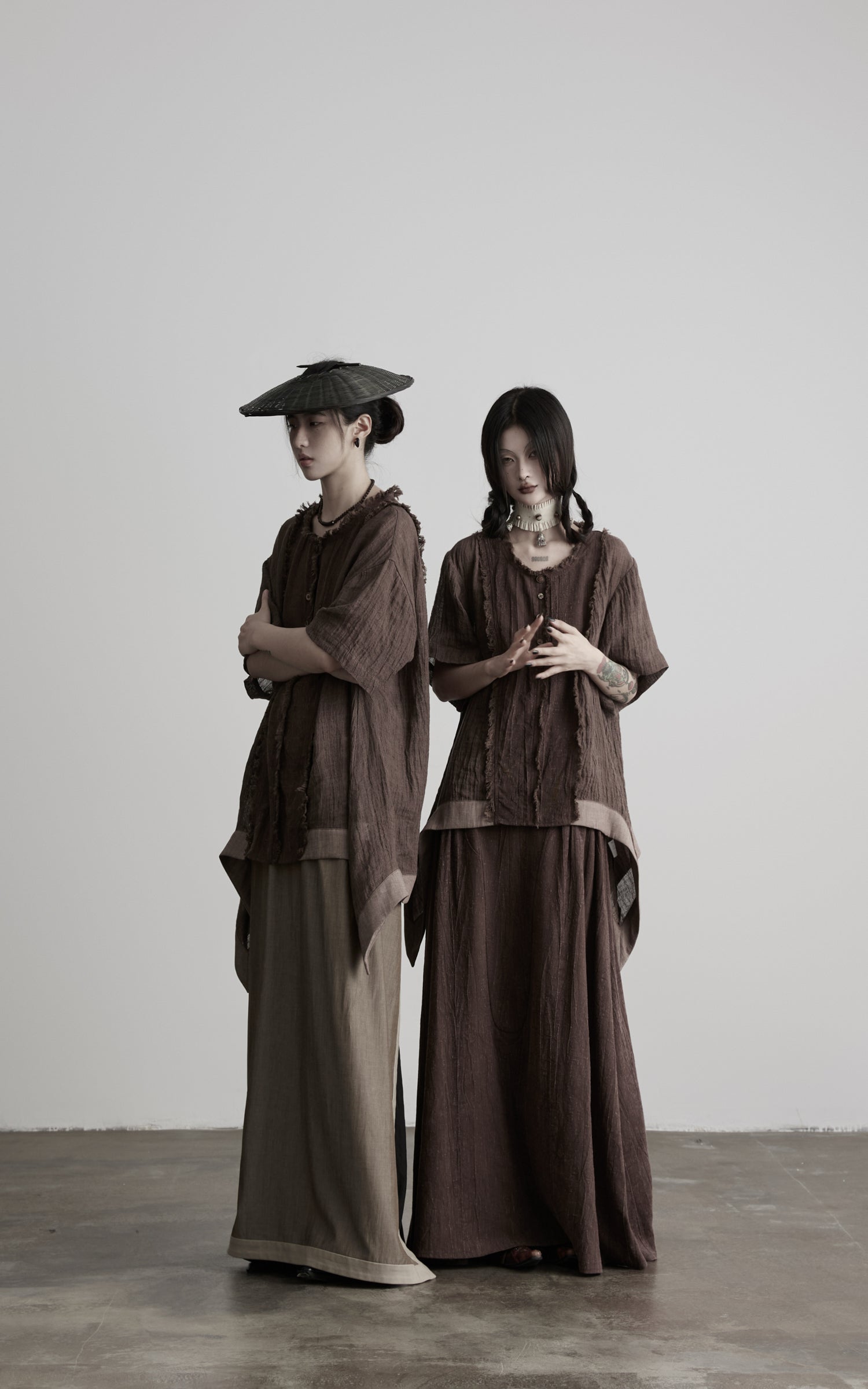 DOINDULGE Raw Edge Button-Front Draped T-Shirt